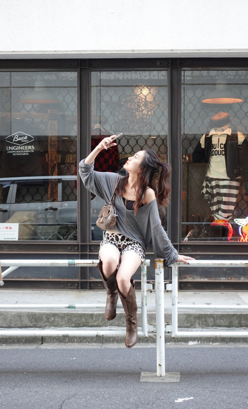 シアーVネックロンTee