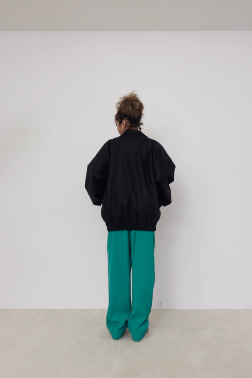 カラータックパンツ