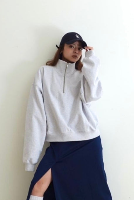 ハーフジップスウェット