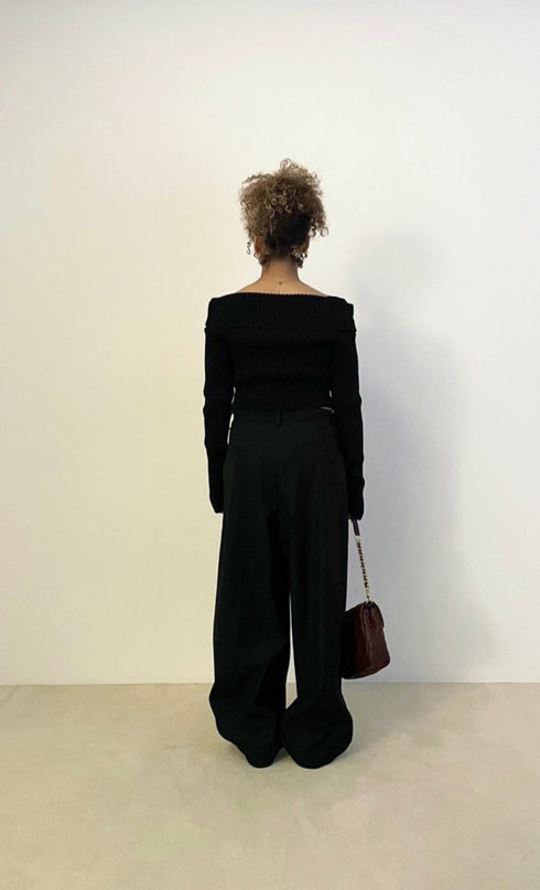 オフショルリブニット