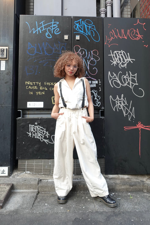 ダブルジップノースリパーカー