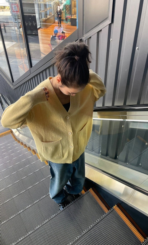 フロントポケットニットカーデ