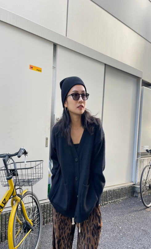 フロントポケットニットカーデ