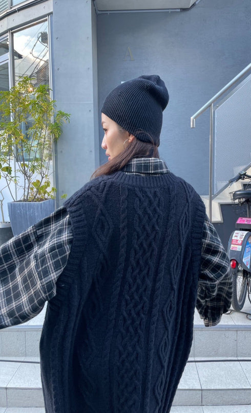 ケーブルニットベストワンピース