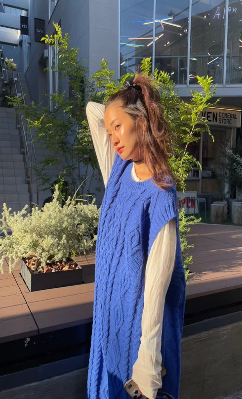 ケーブルニットベストワンピース