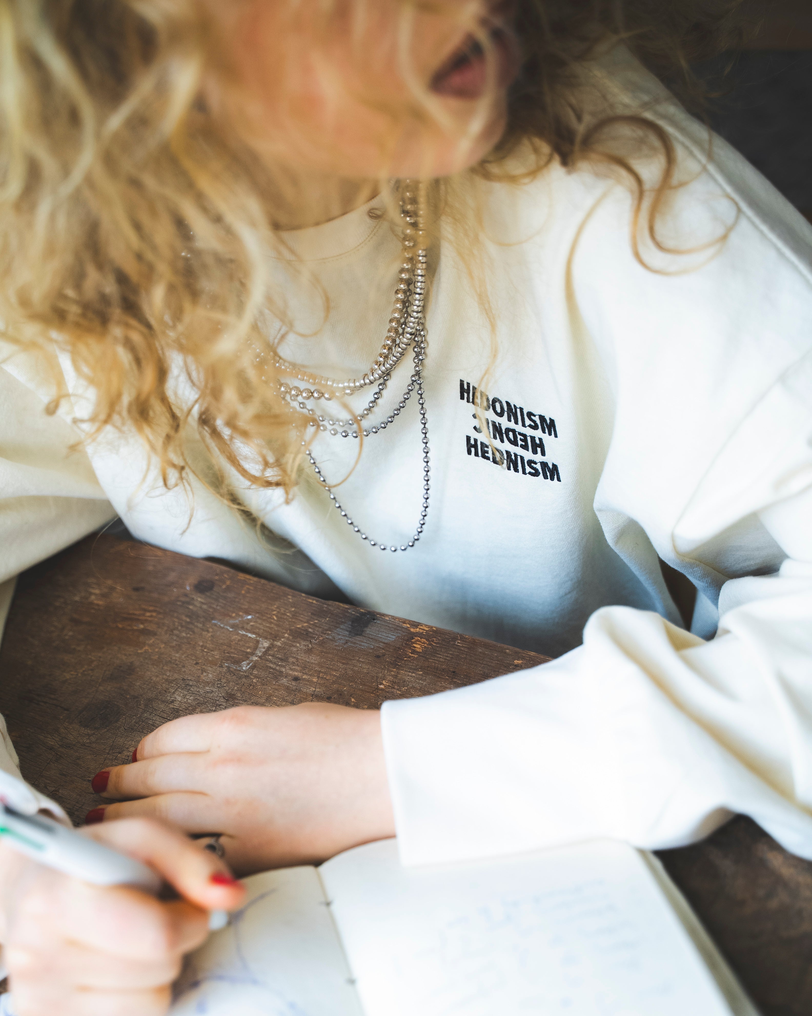 エンブロイダリールーズロンTee