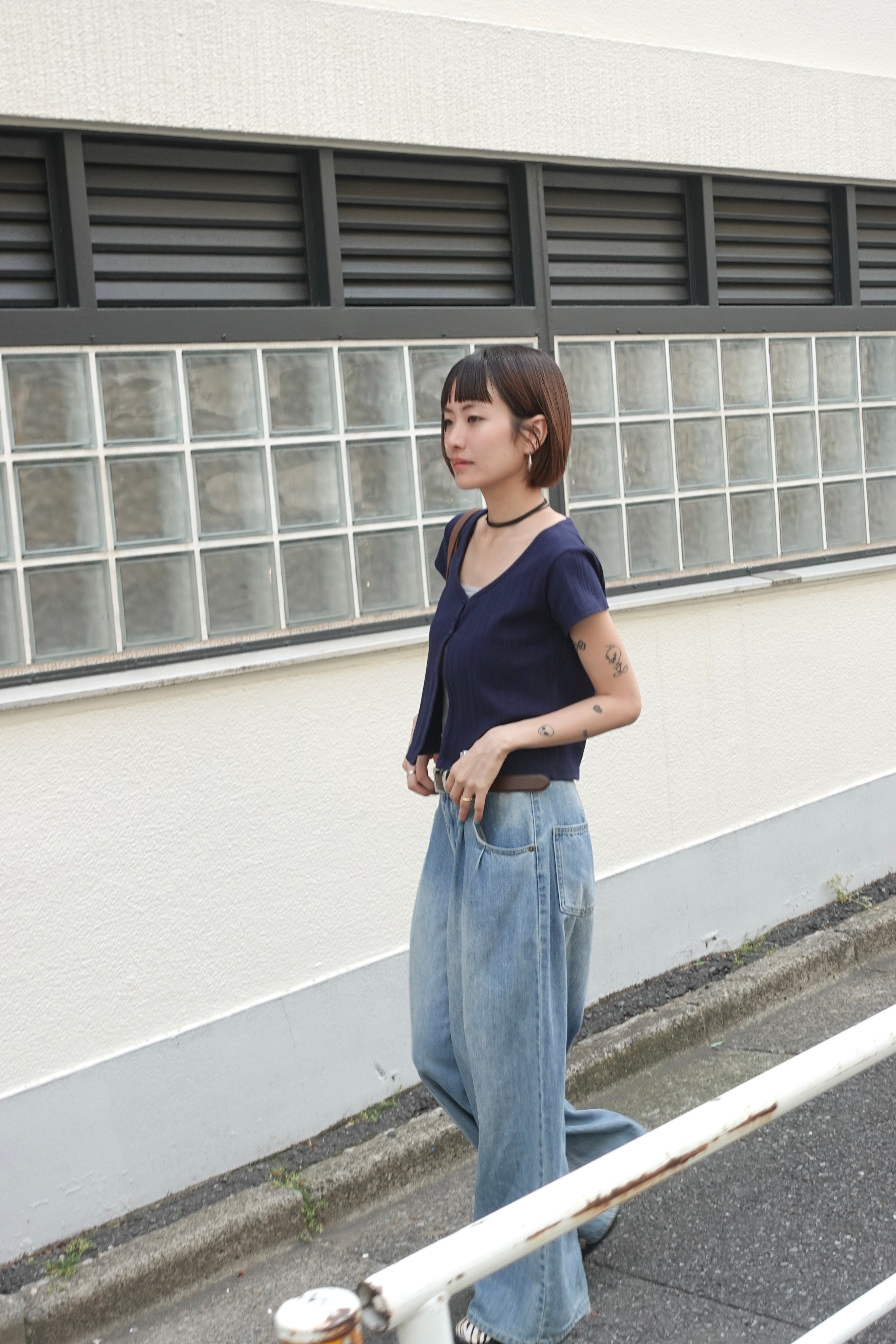 ハーフスリーブフィットカーデ