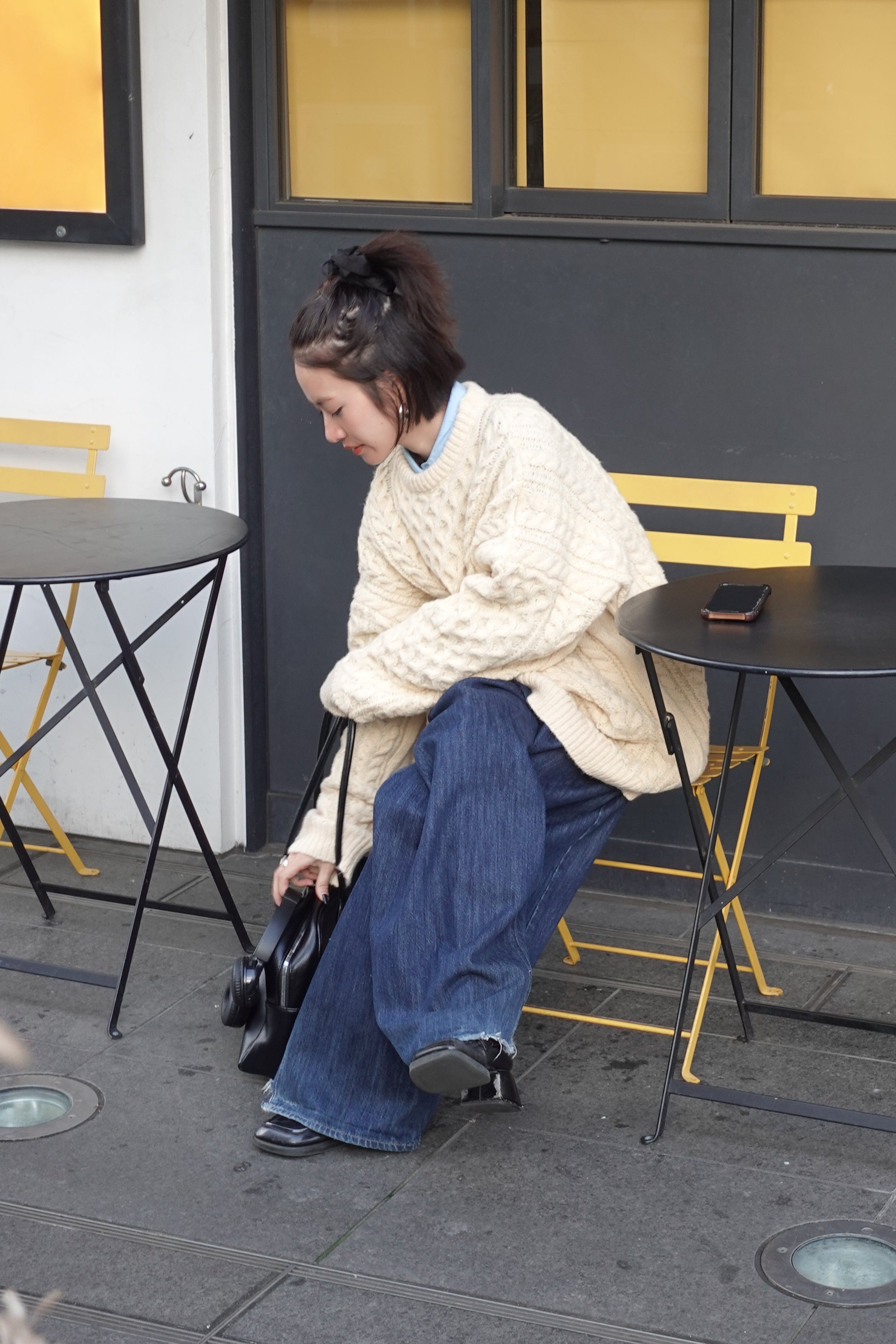 ケーブルオーバーニット