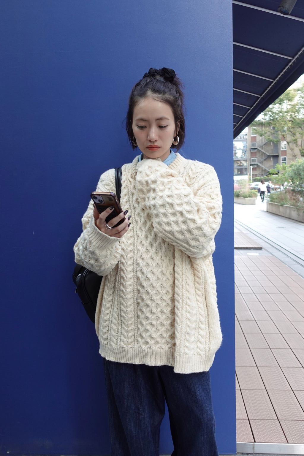 ケーブルオーバーニット