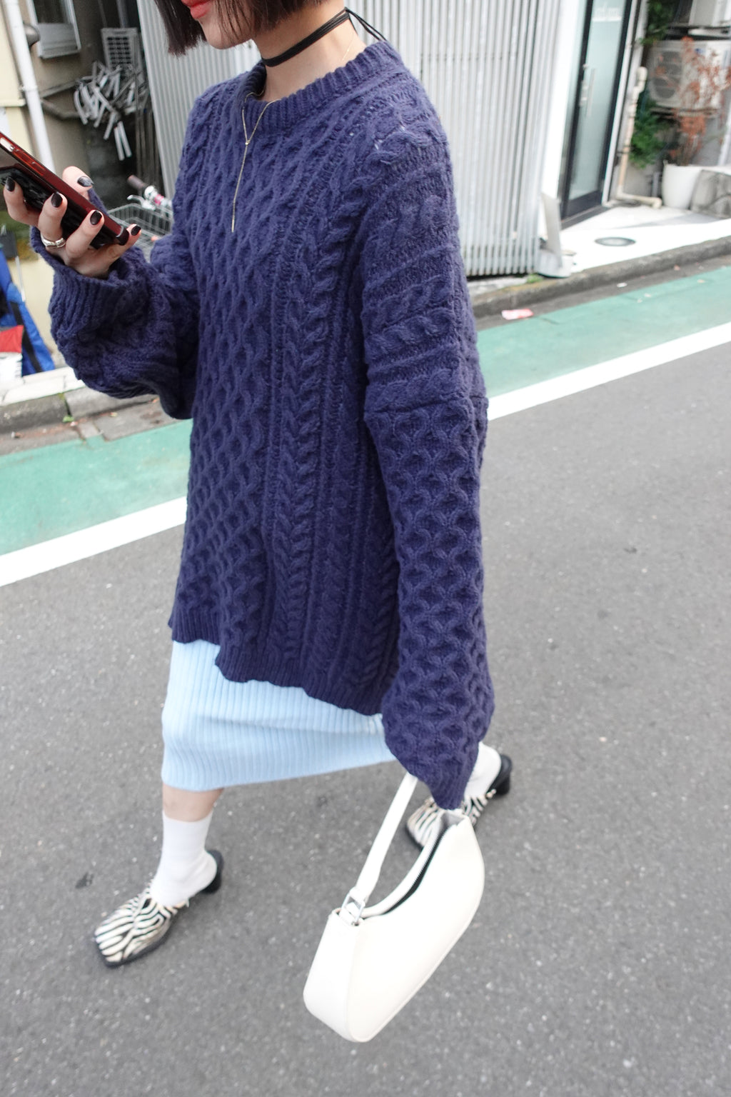 ケーブルオーバーニット