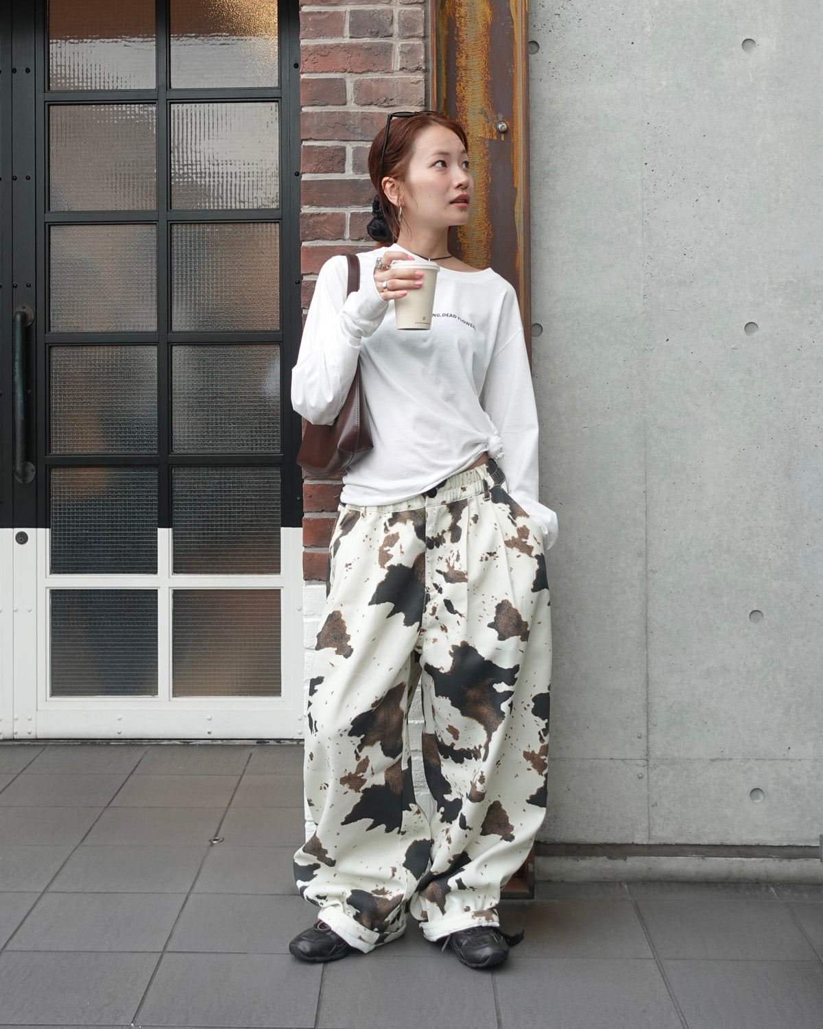 COWモチーフラフパンツ