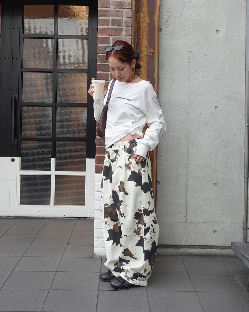 COWモチーフラフパンツ