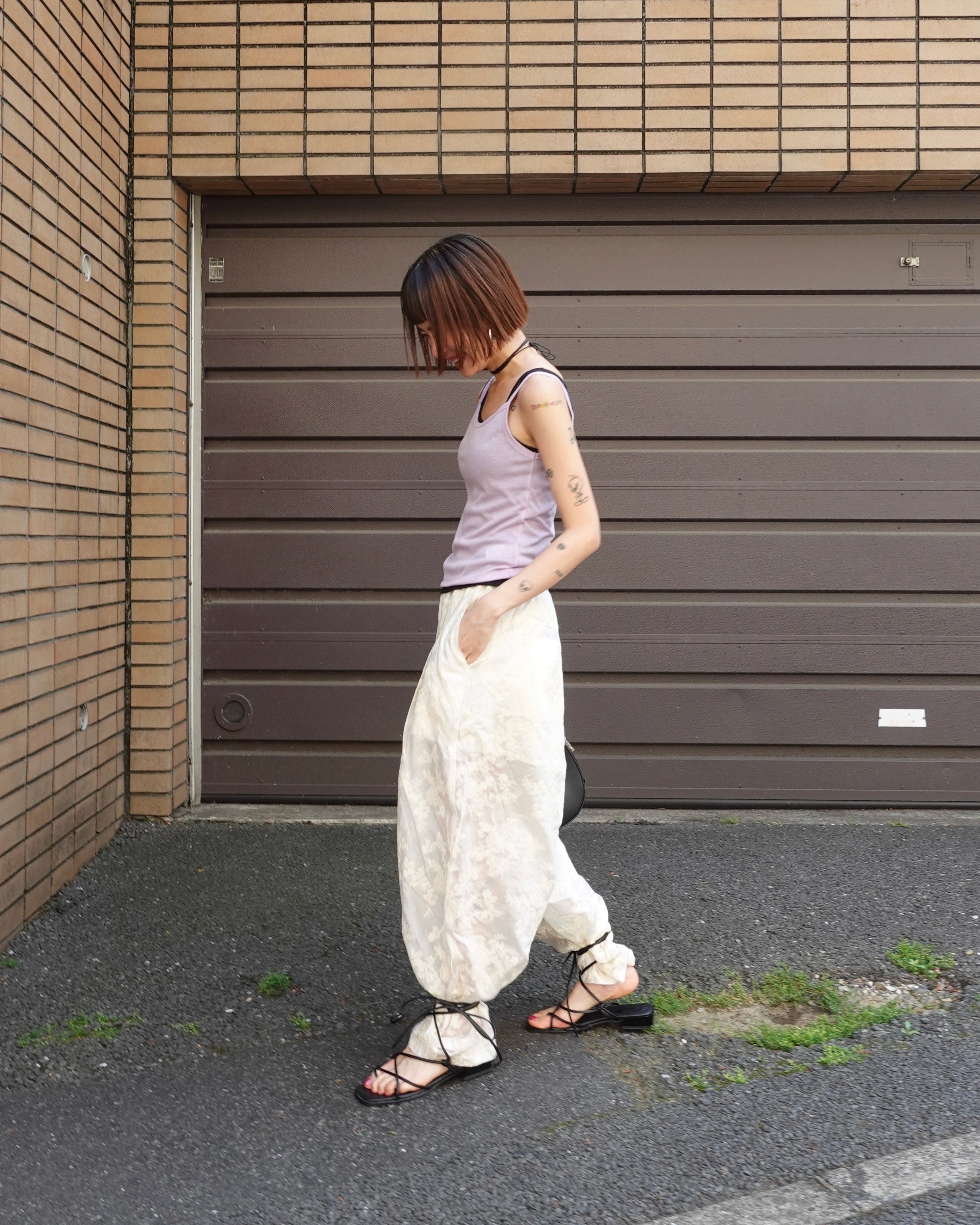 アンクルデザインレースパンツ