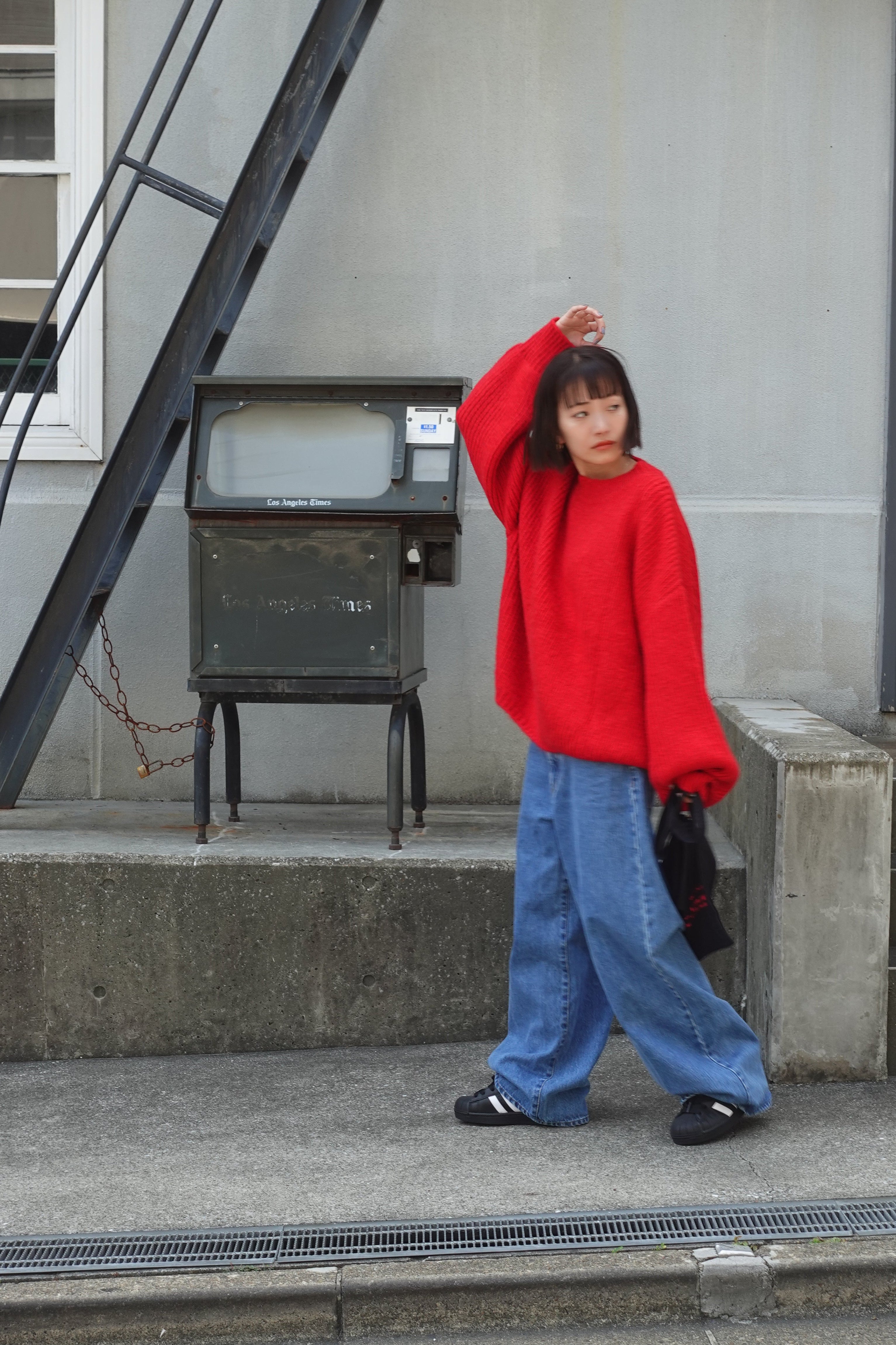 カラーボリュームニット