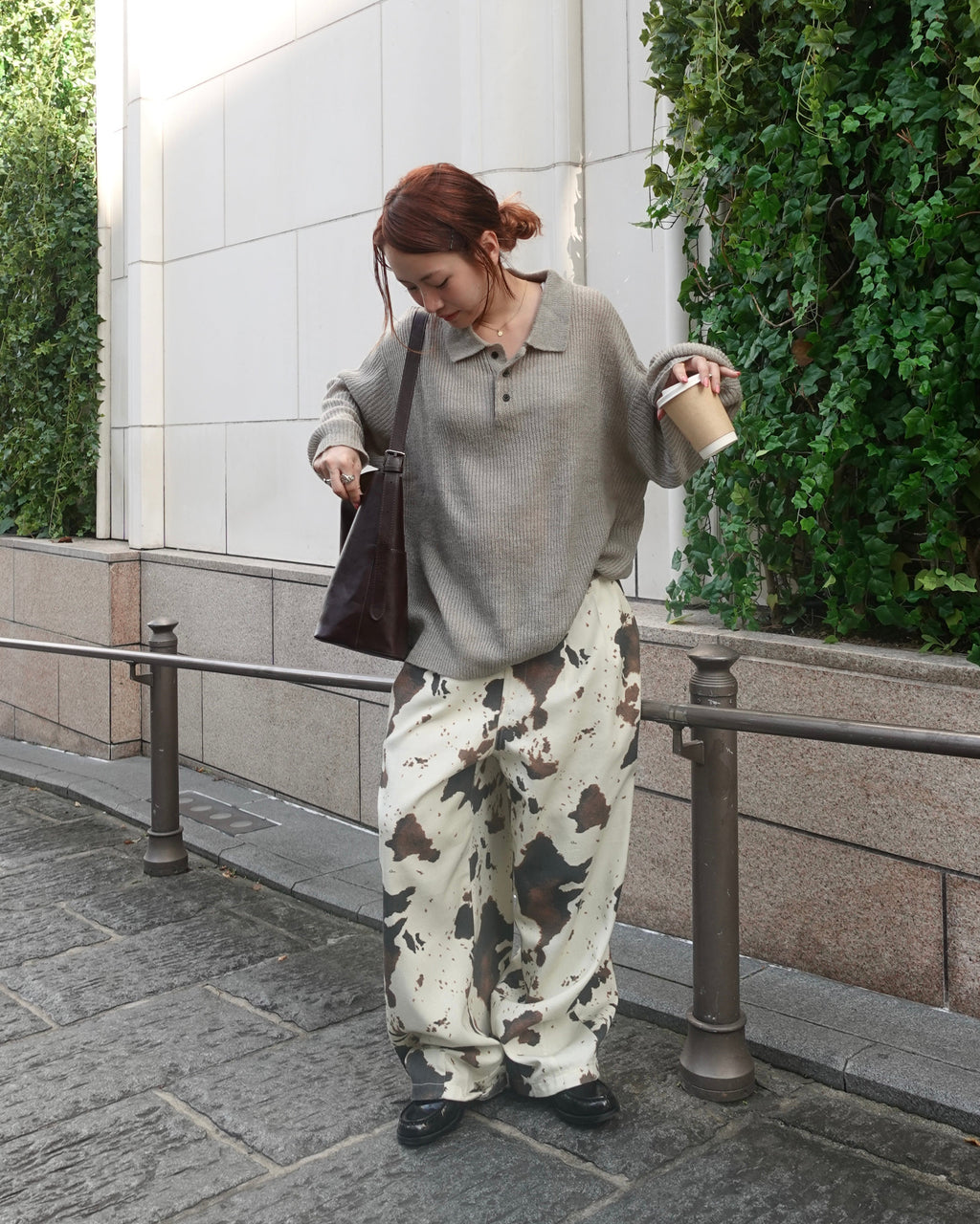 COWモチーフラフパンツ