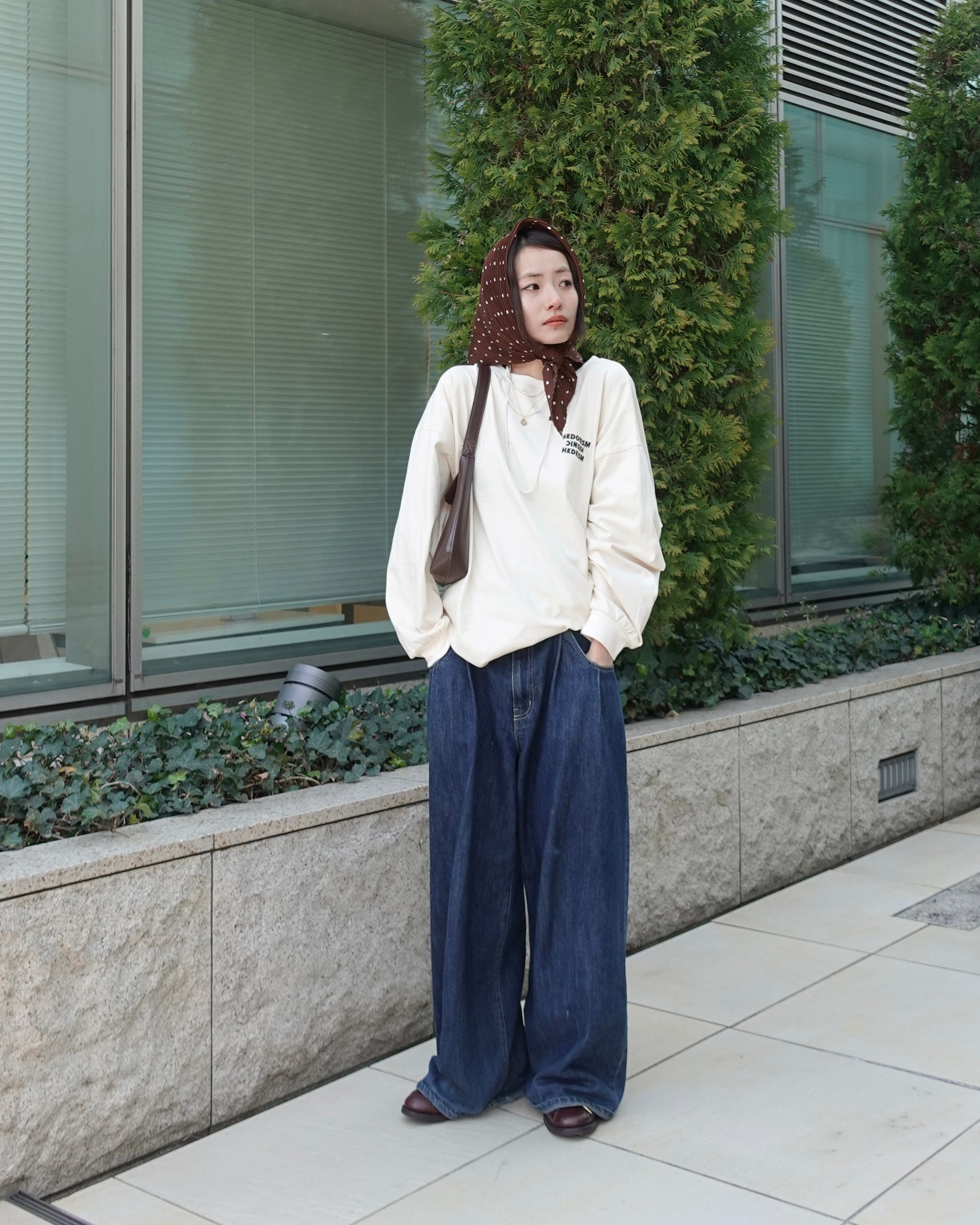 エンブロイダリールーズロンTee