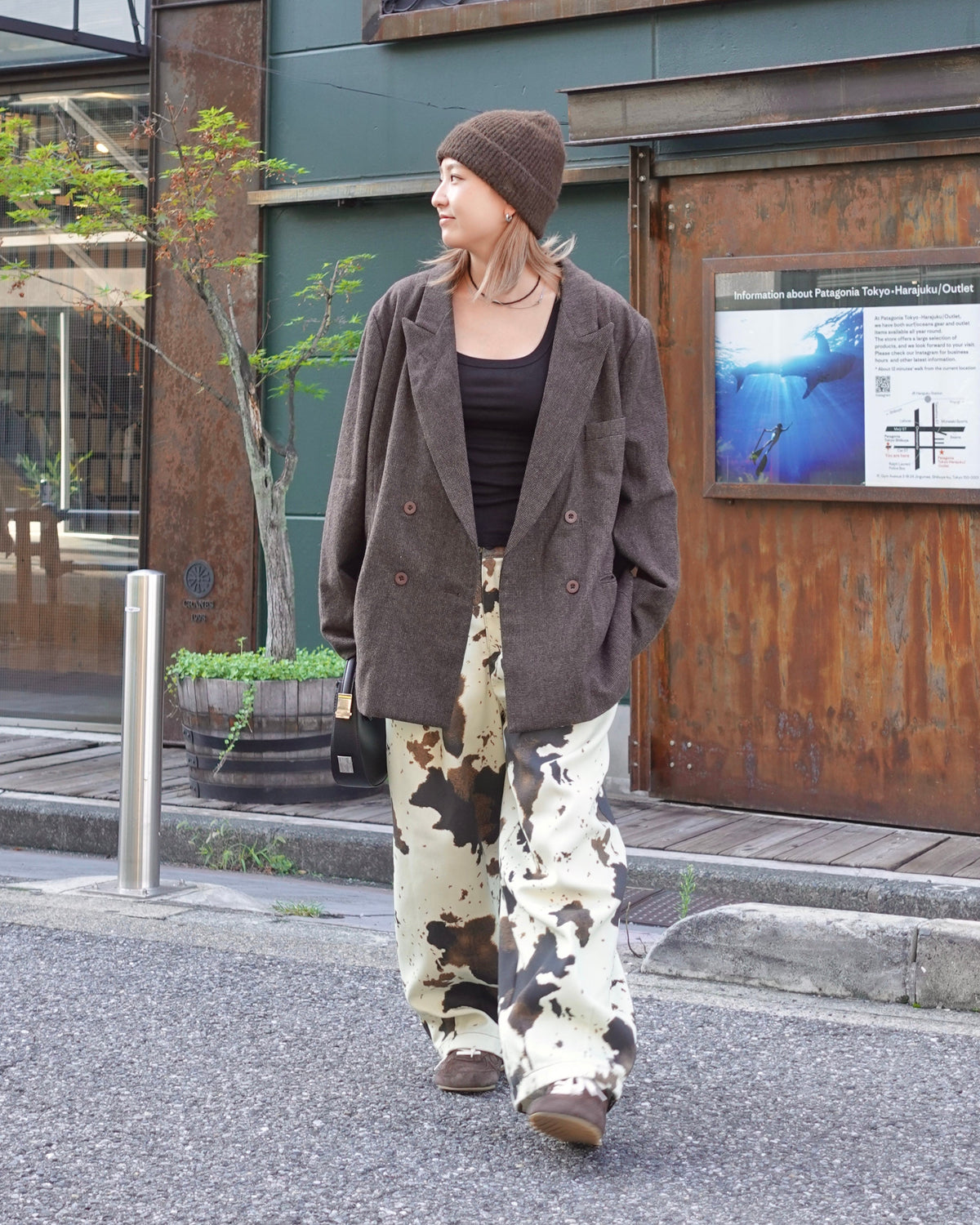 COWモチーフラフパンツ