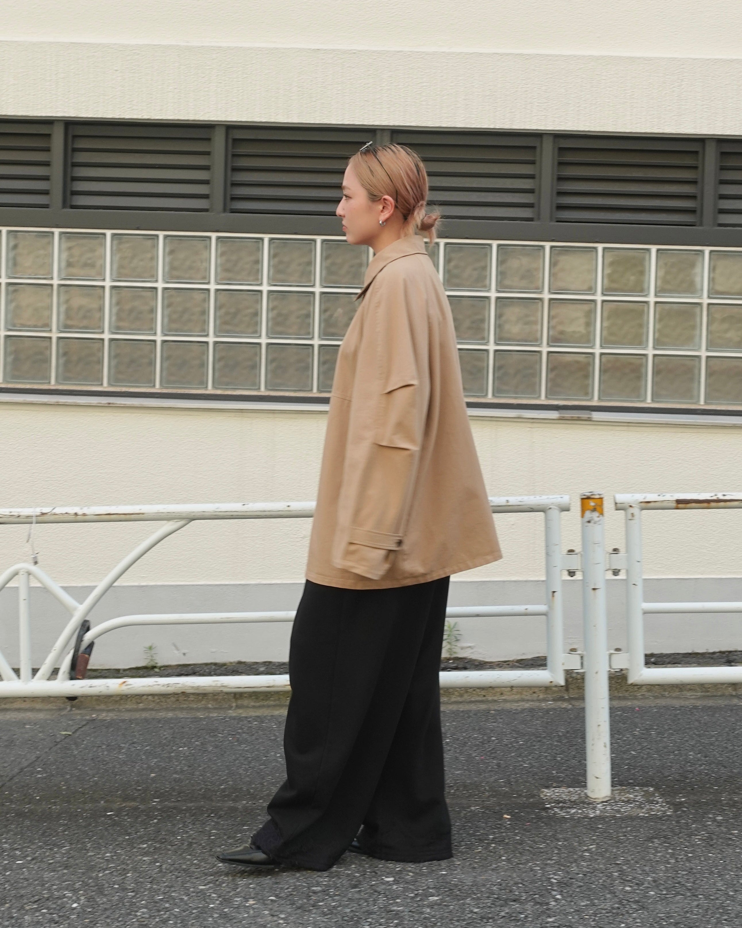 リバーシブルミドル丈トレンチコート