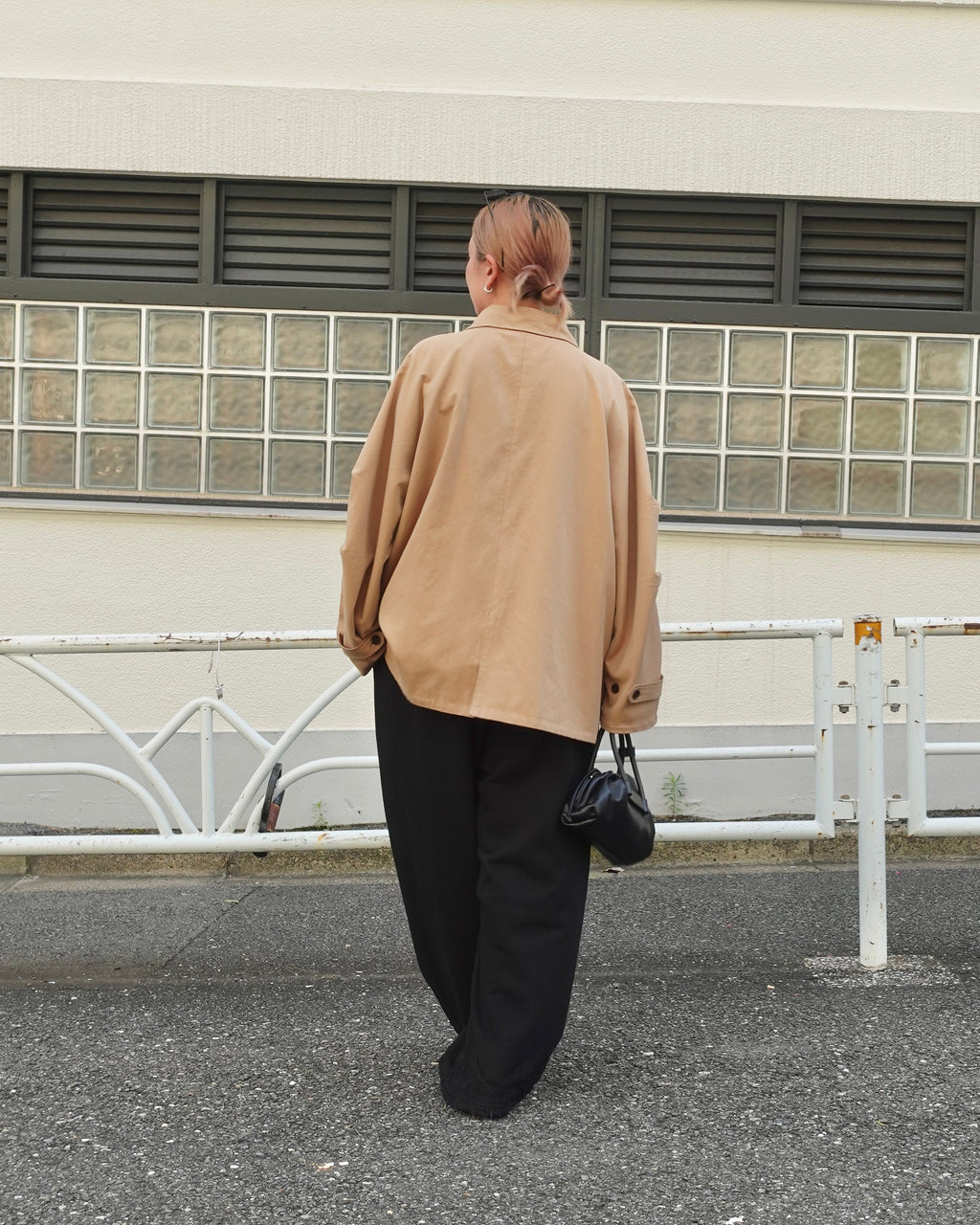 リバーシブルミドル丈トレンチコート
