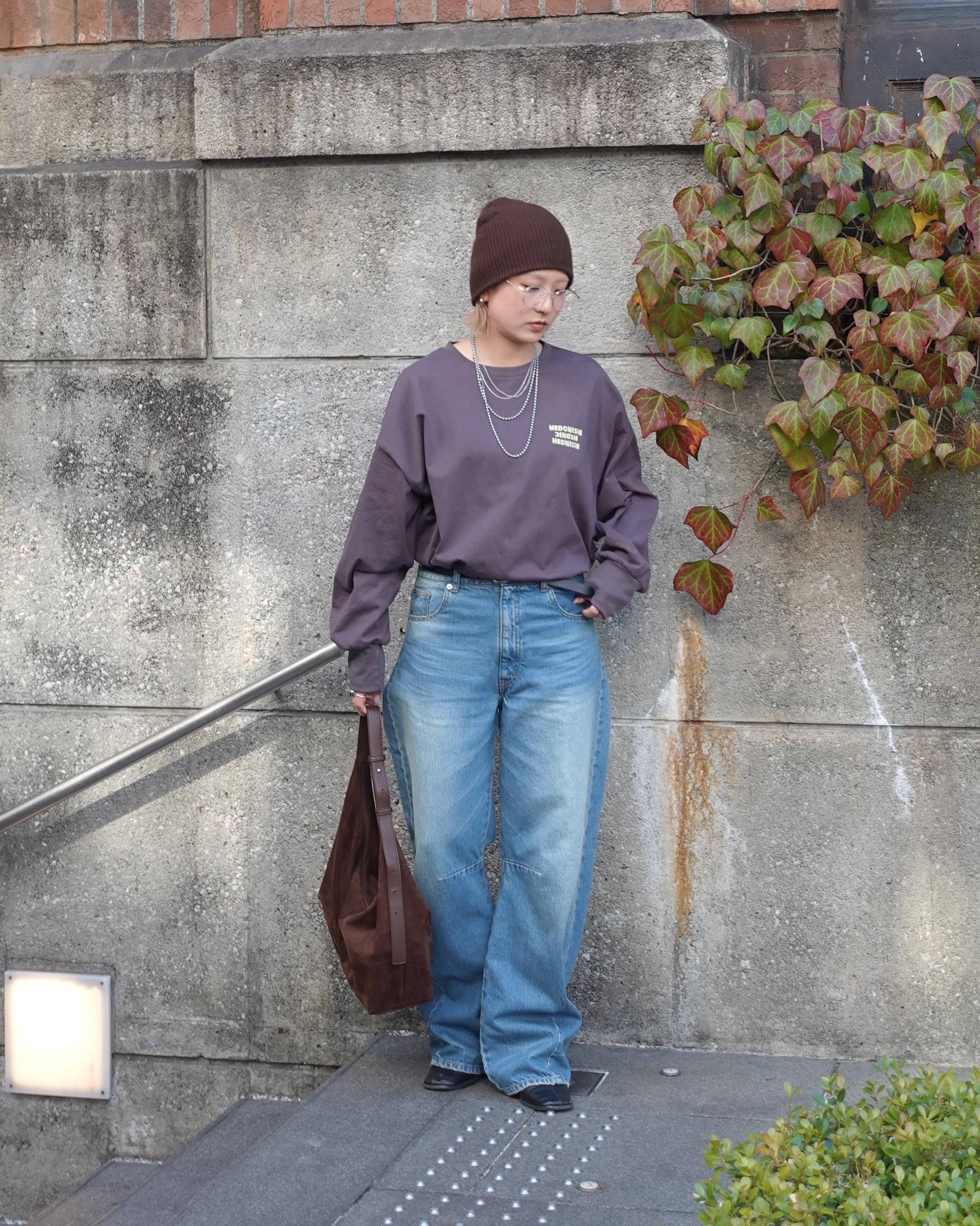 エンブロイダリールーズロンTee