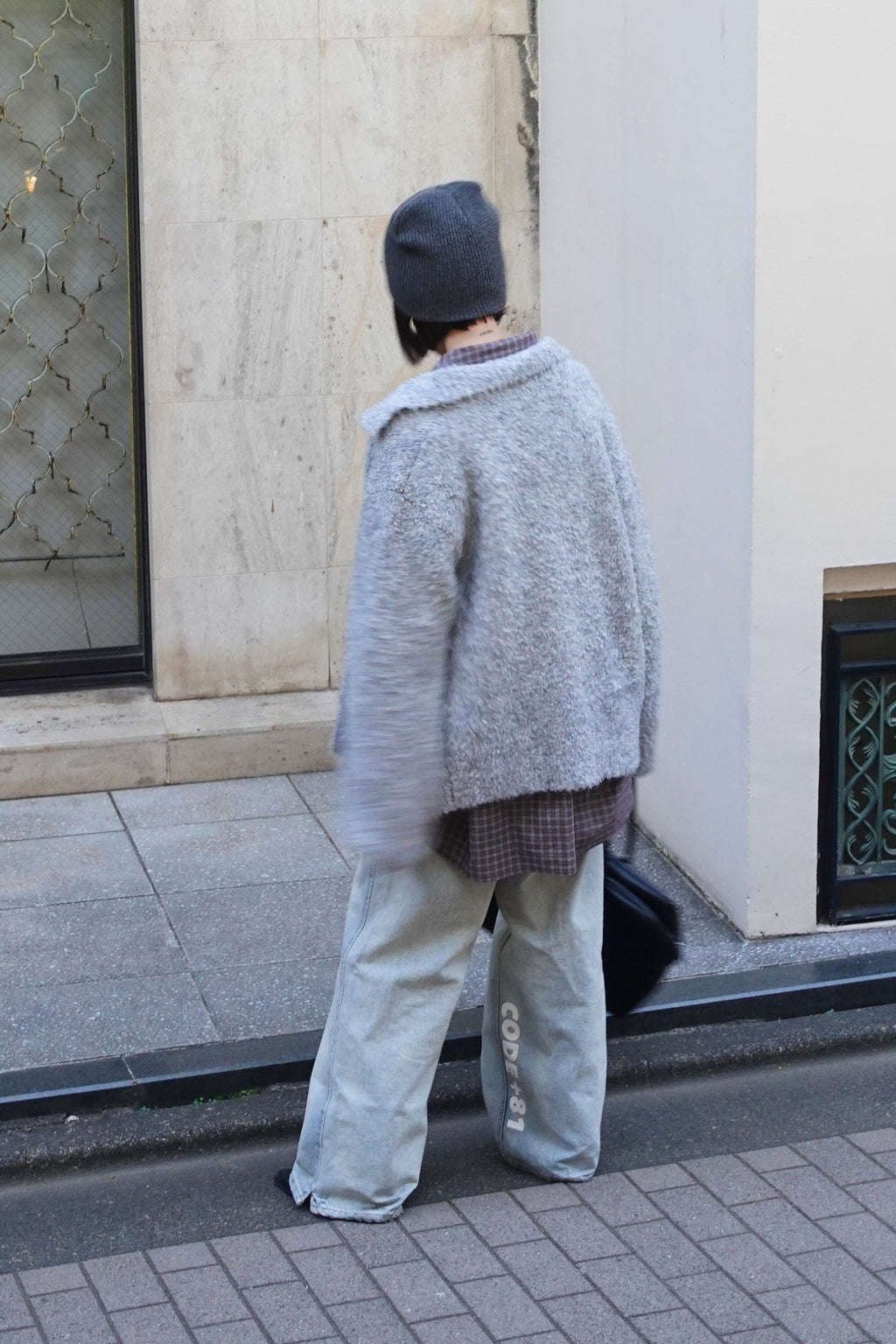 ブークレニットシャツカーデ