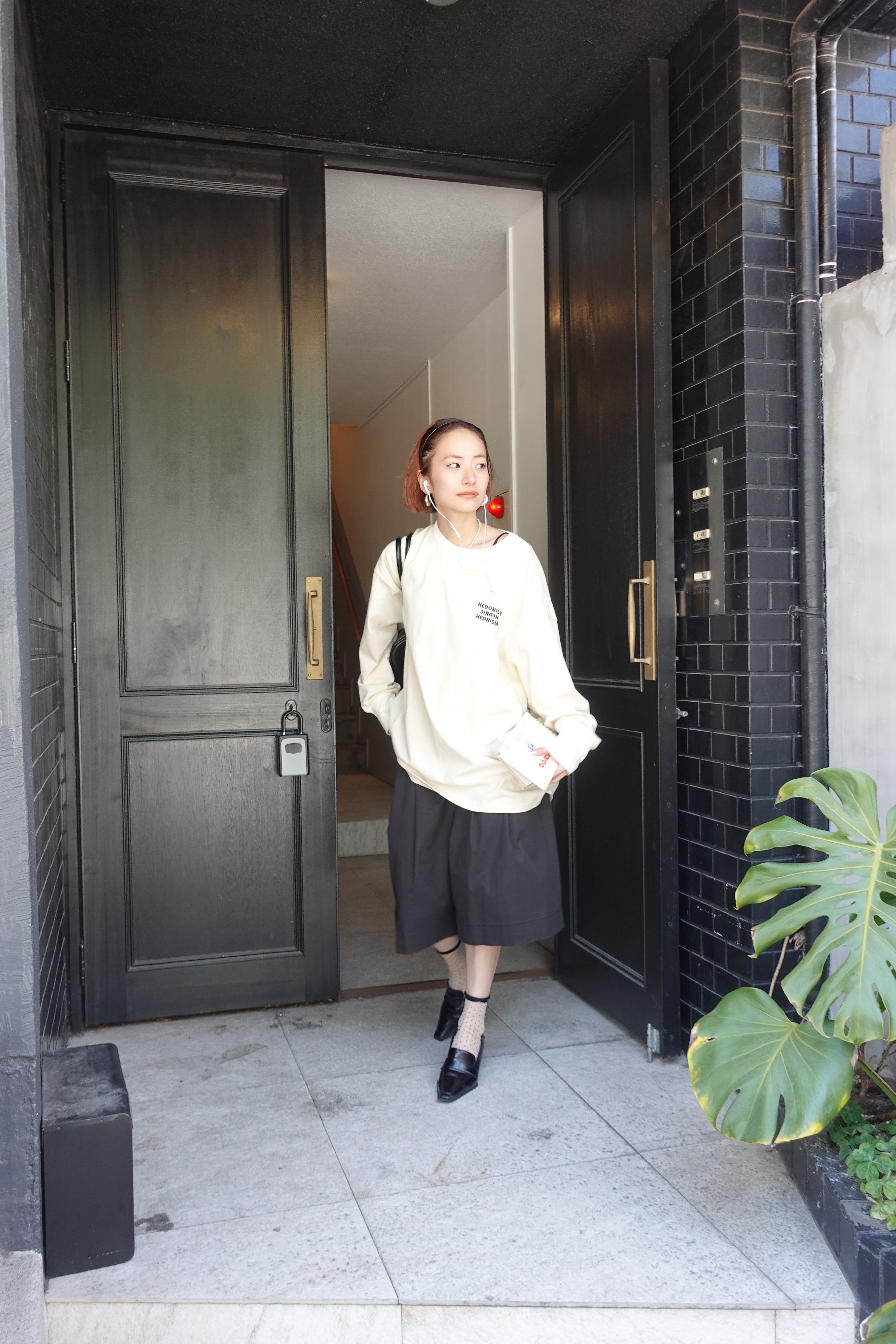 エンブロイダリールーズロンTee