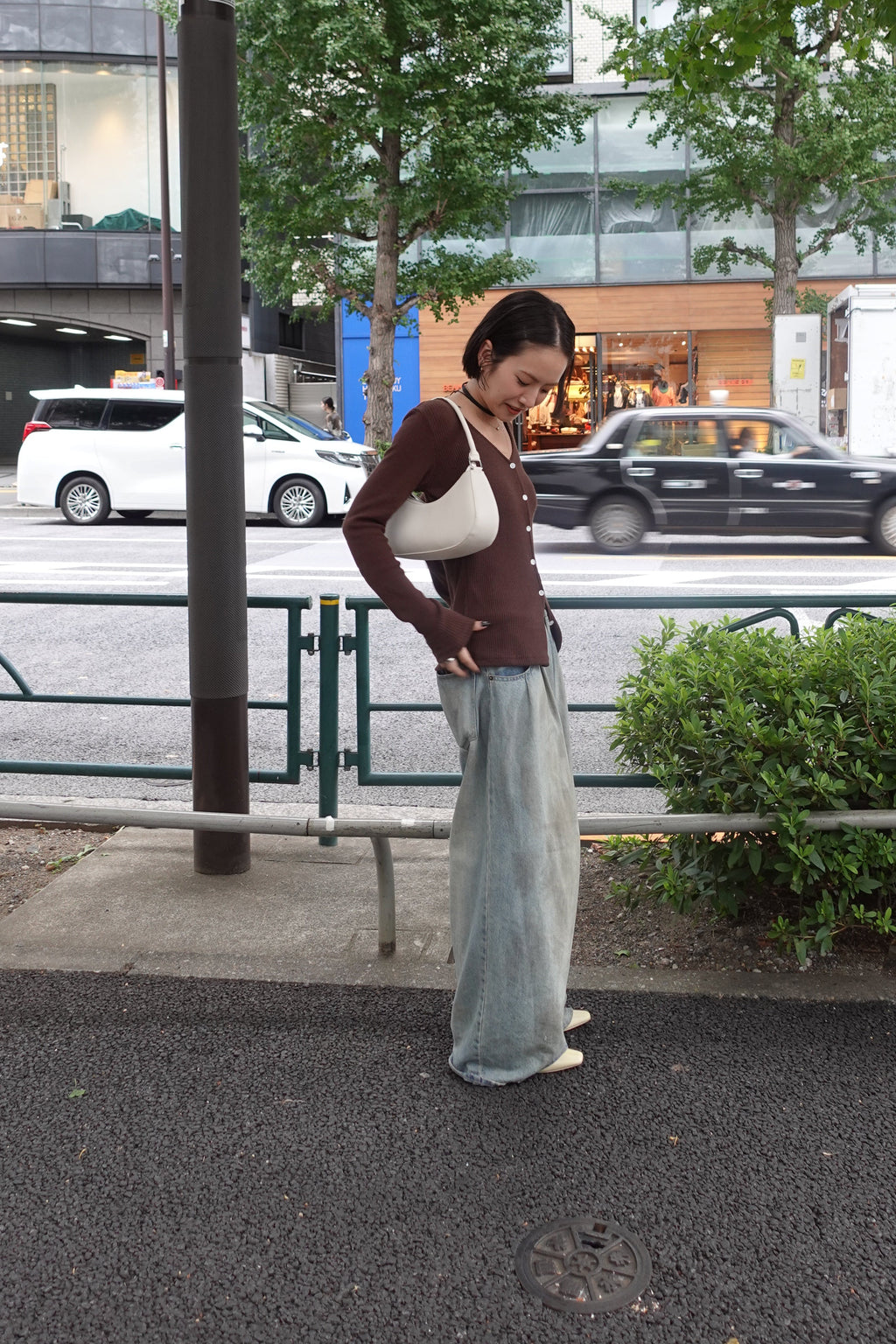 ニットフィットカーデ