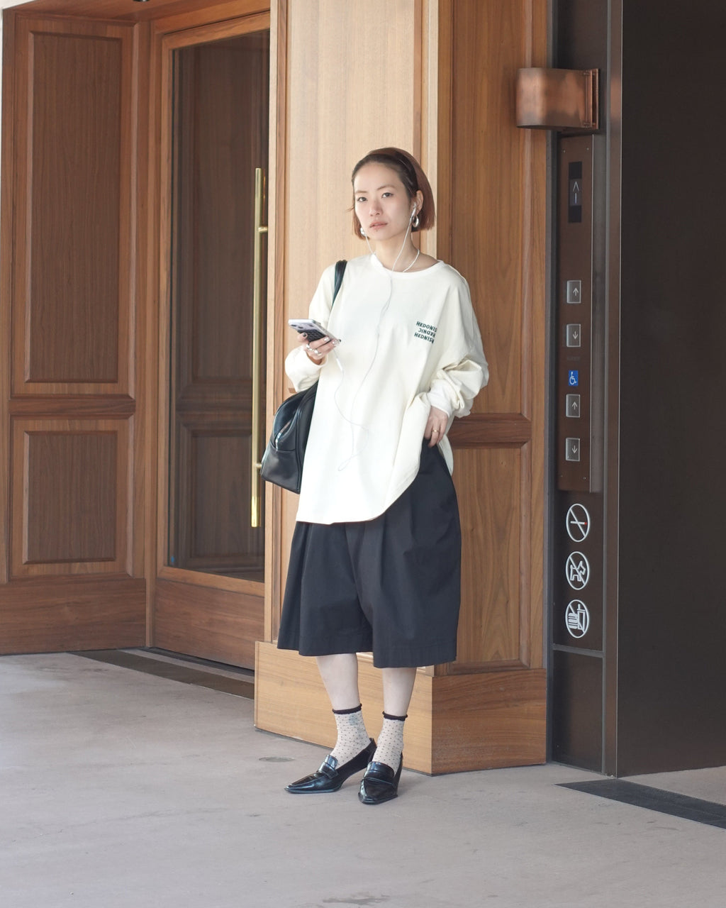 エンブロイダリールーズロンTee