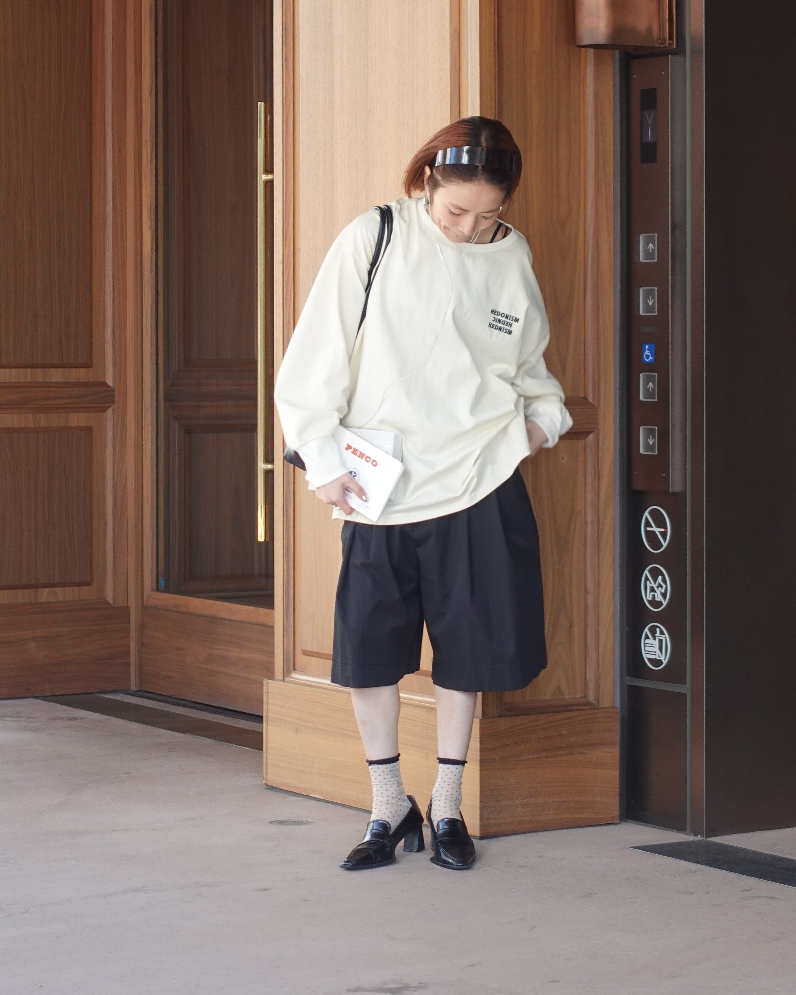 エンブロイダリールーズロンTee