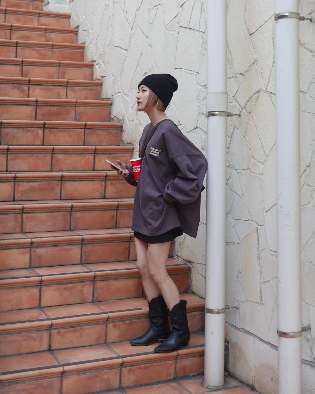 エンブロイダリールーズロンTee