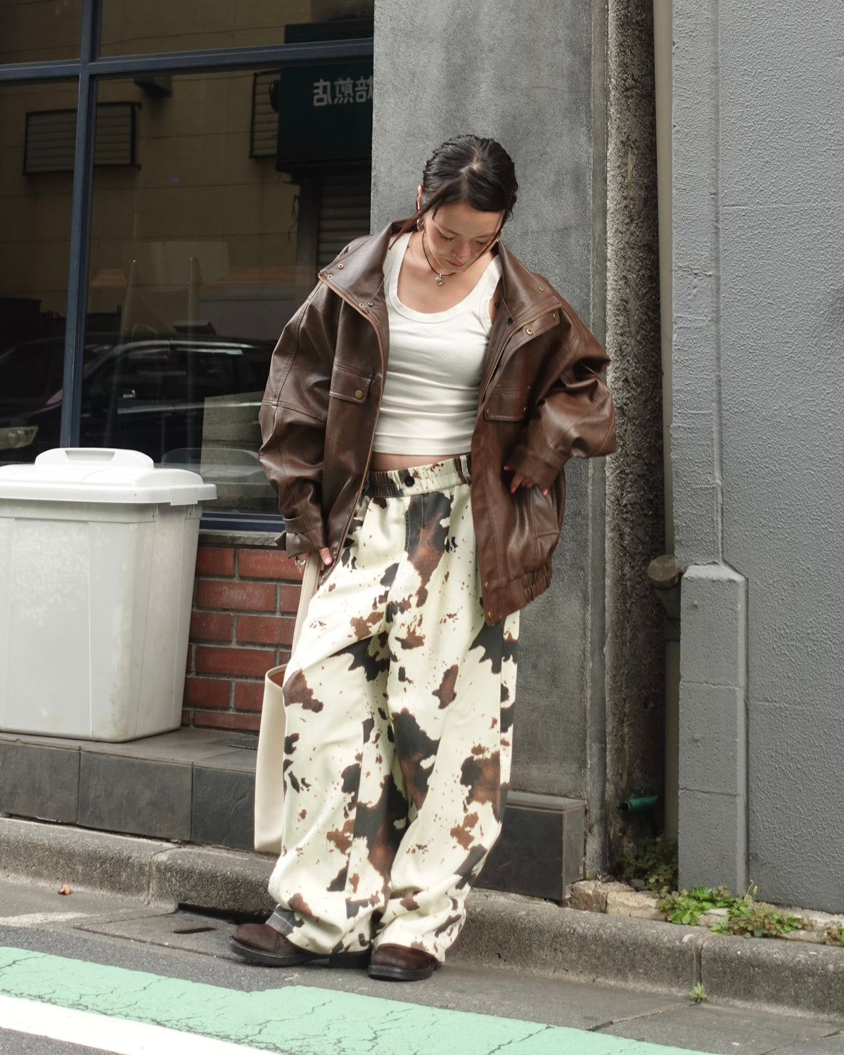 COWモチーフラフパンツ