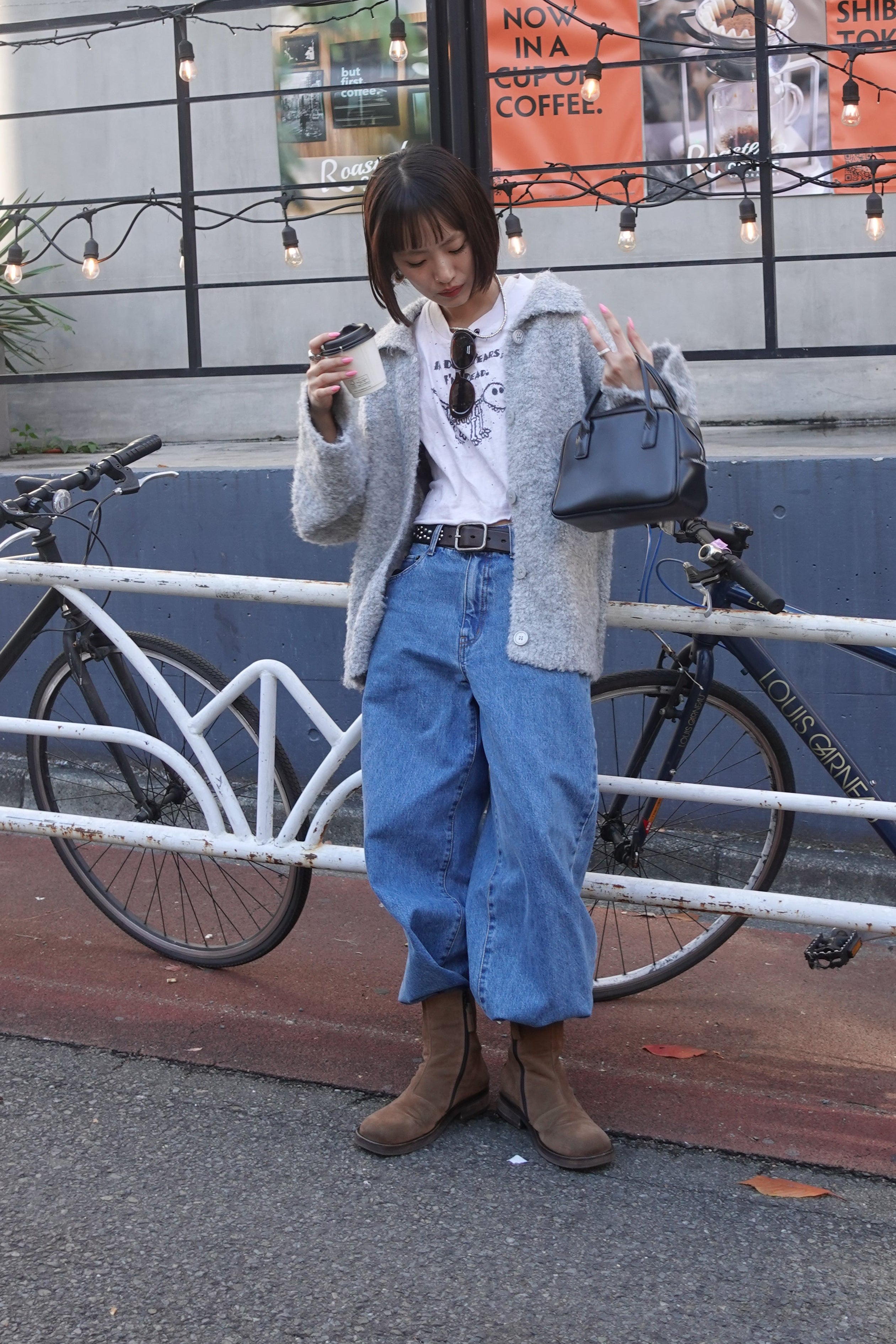 ブークレニットシャツカーデ