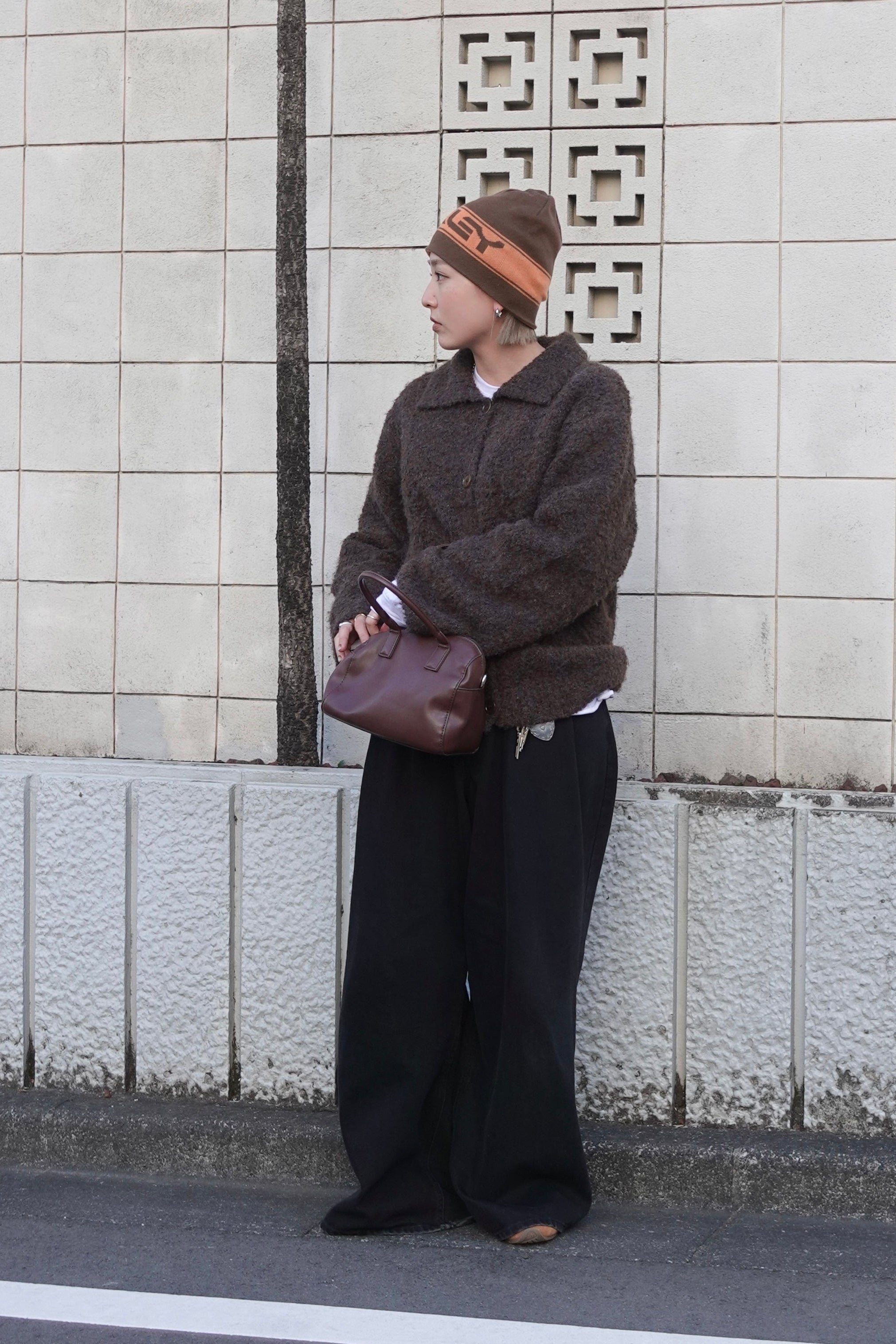 ブークレニットシャツカーデ