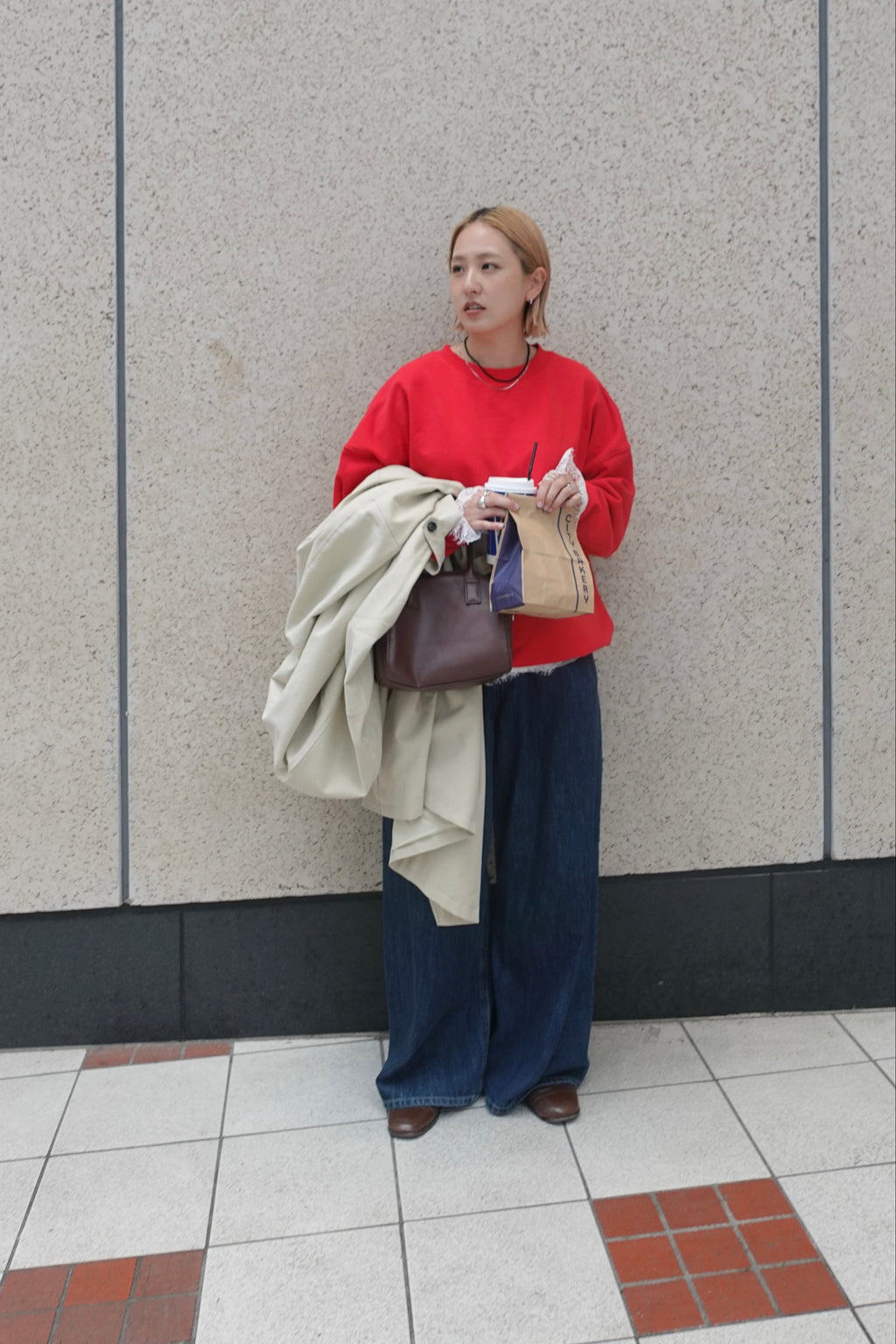 エンブロイダリールーズスウェット