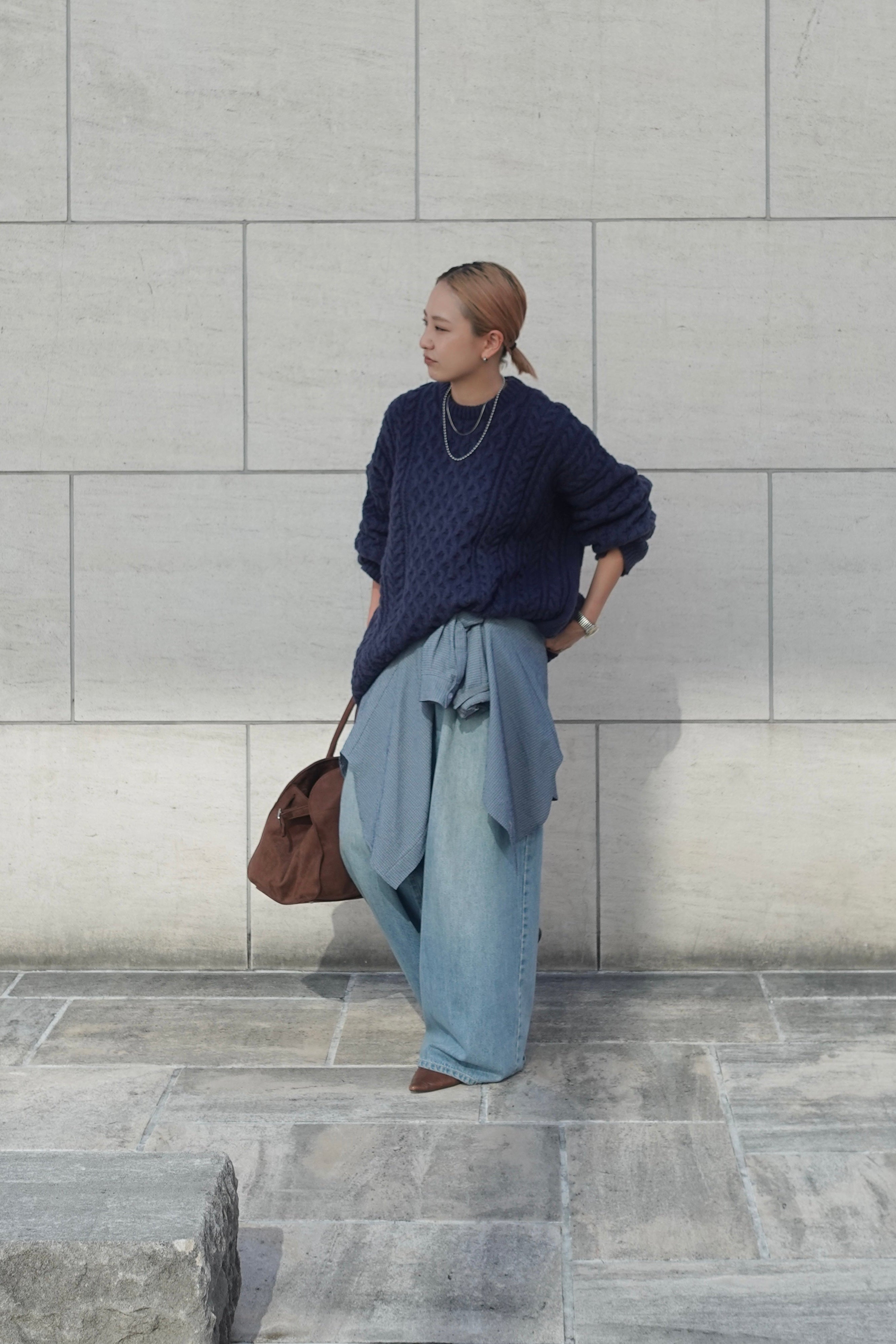 ケーブルオーバーニット