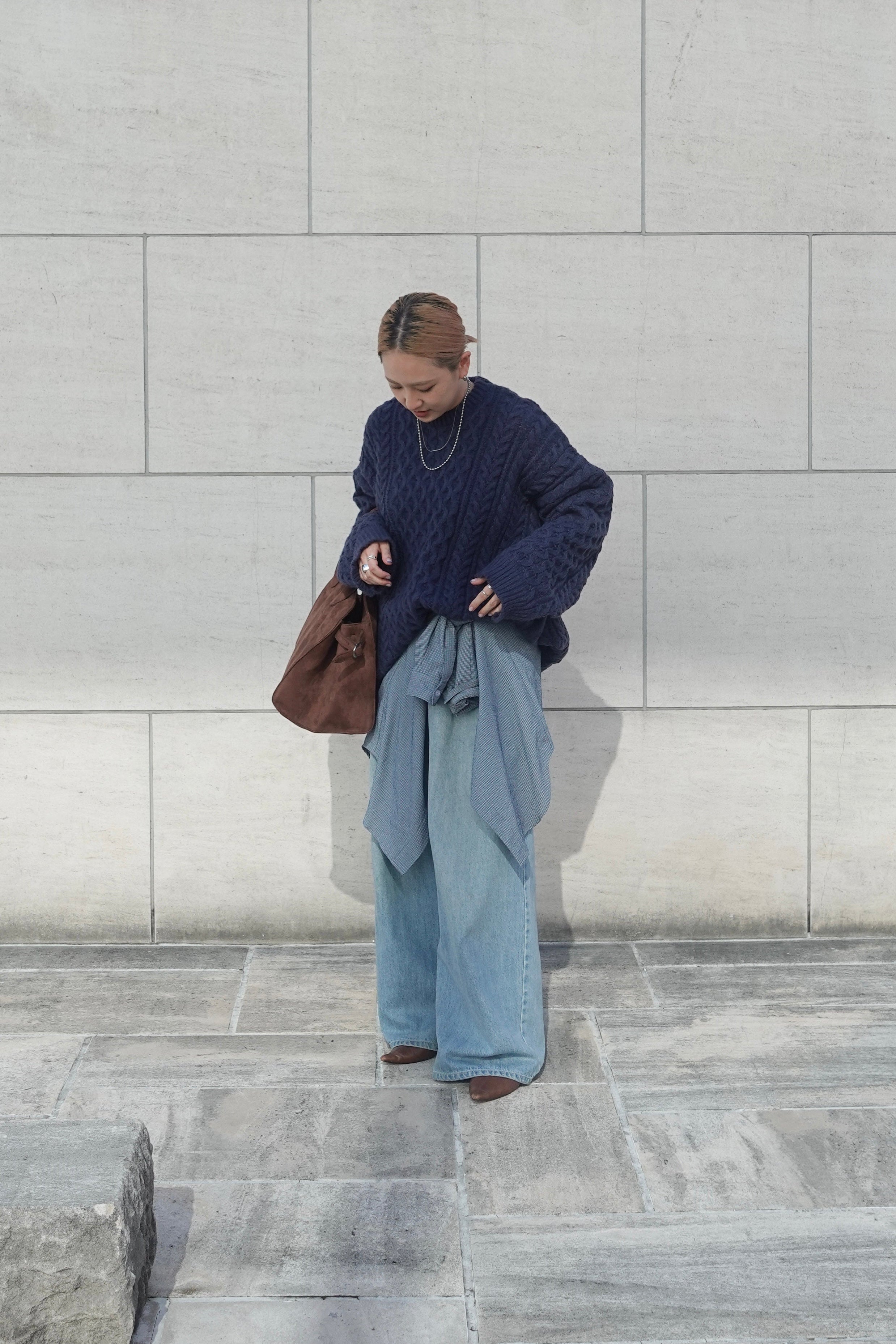 ケーブルオーバーニット