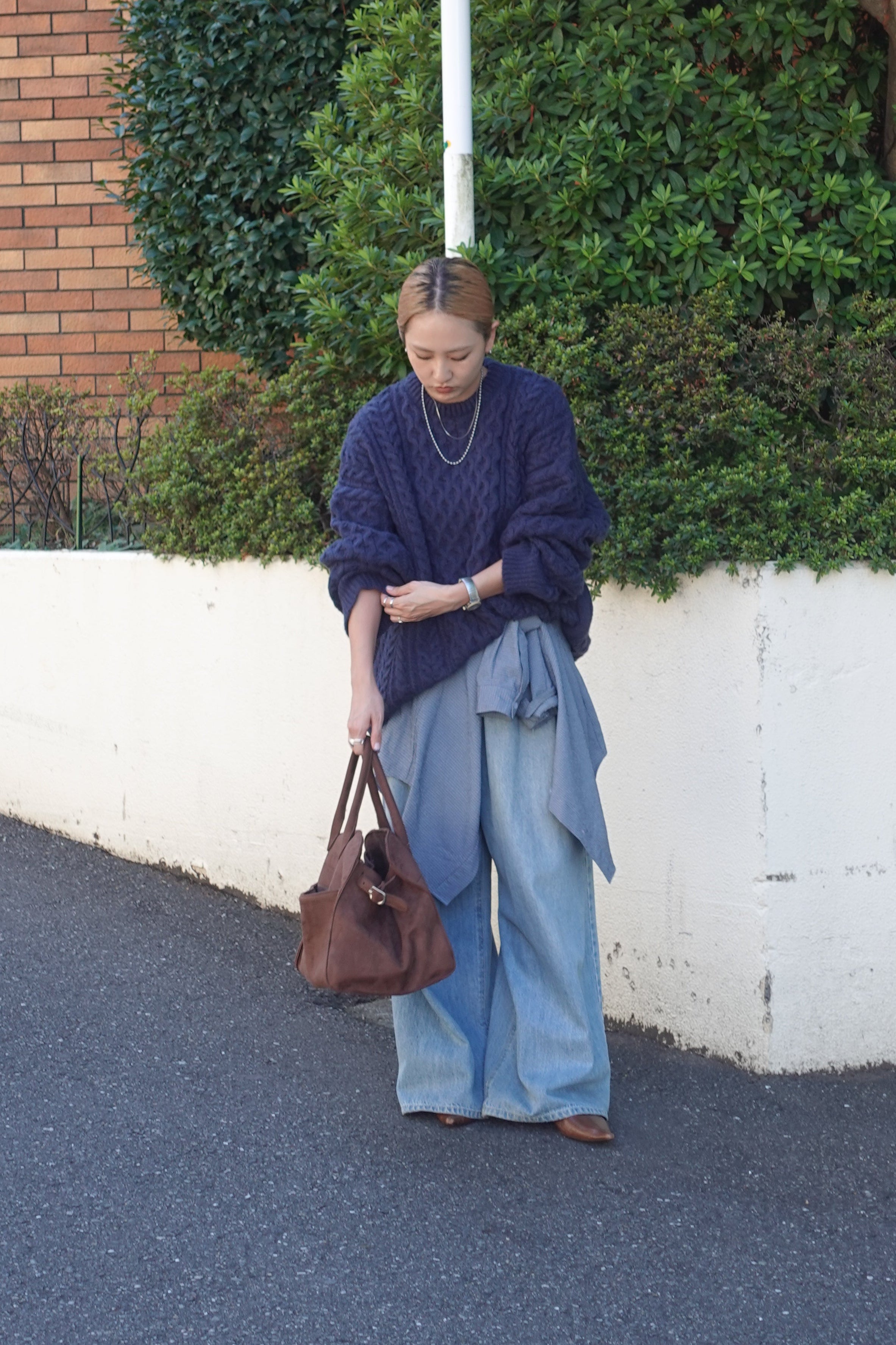 ケーブルオーバーニット