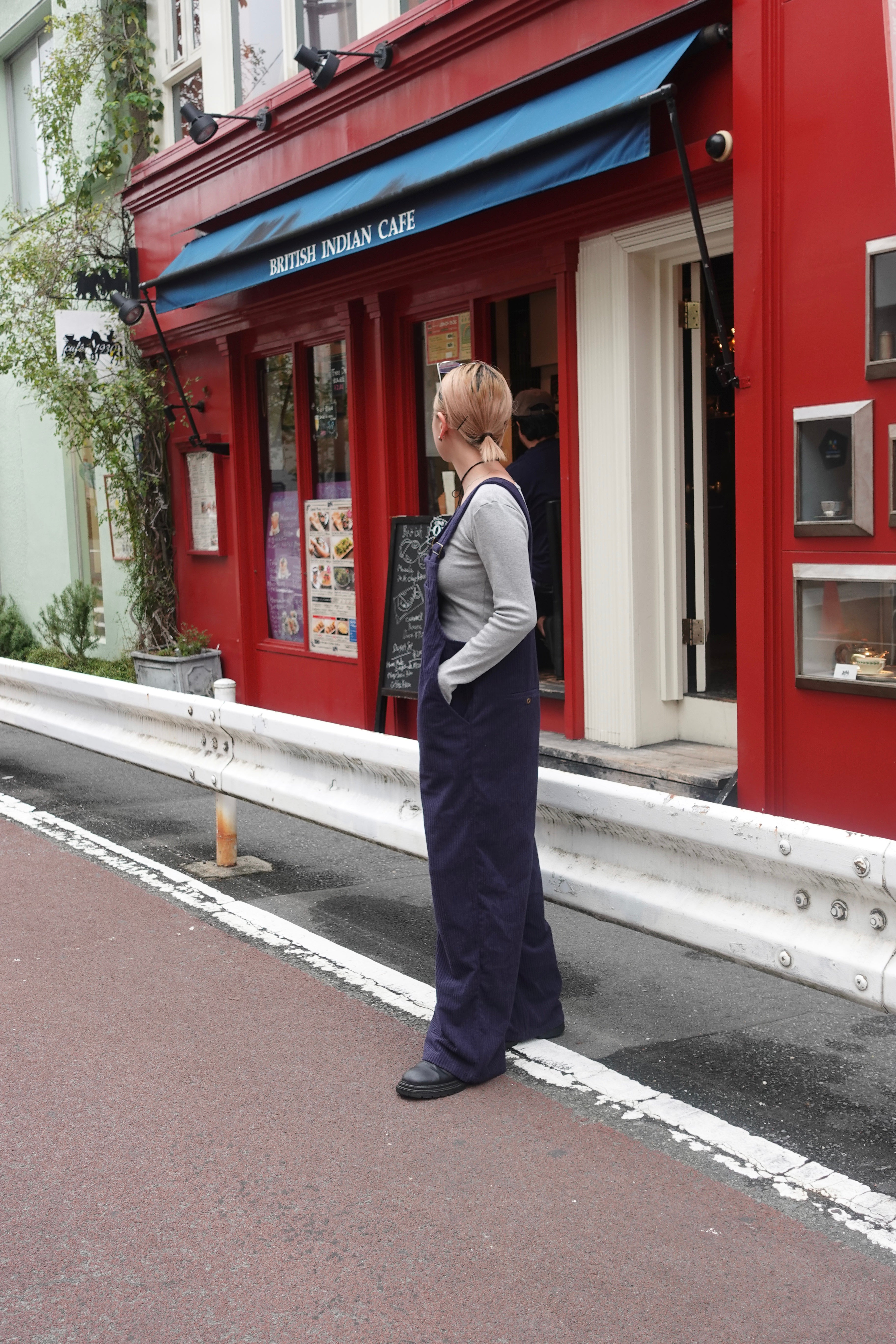 コーデュロイルーズサロペット