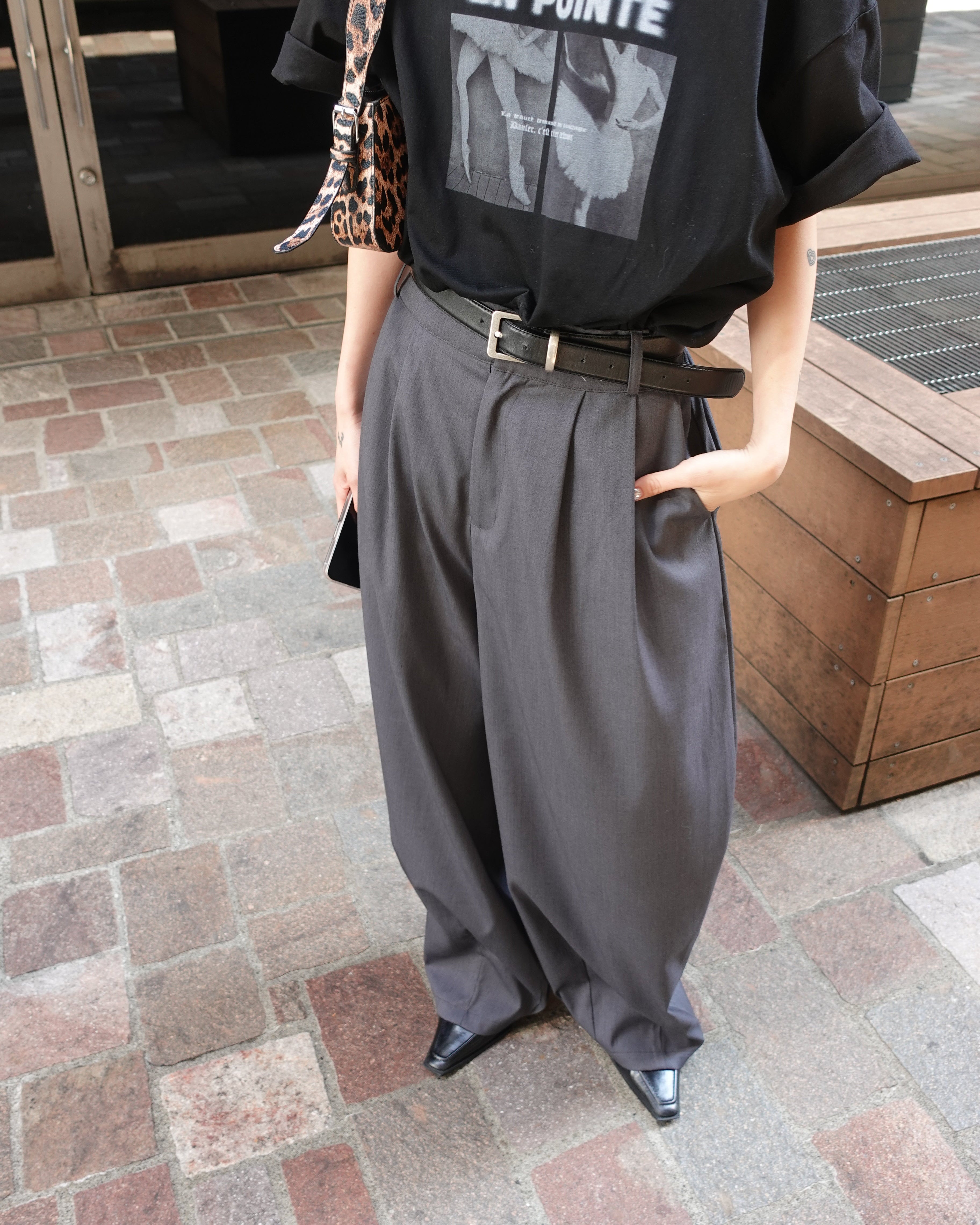 ワイドスラックスパンツ