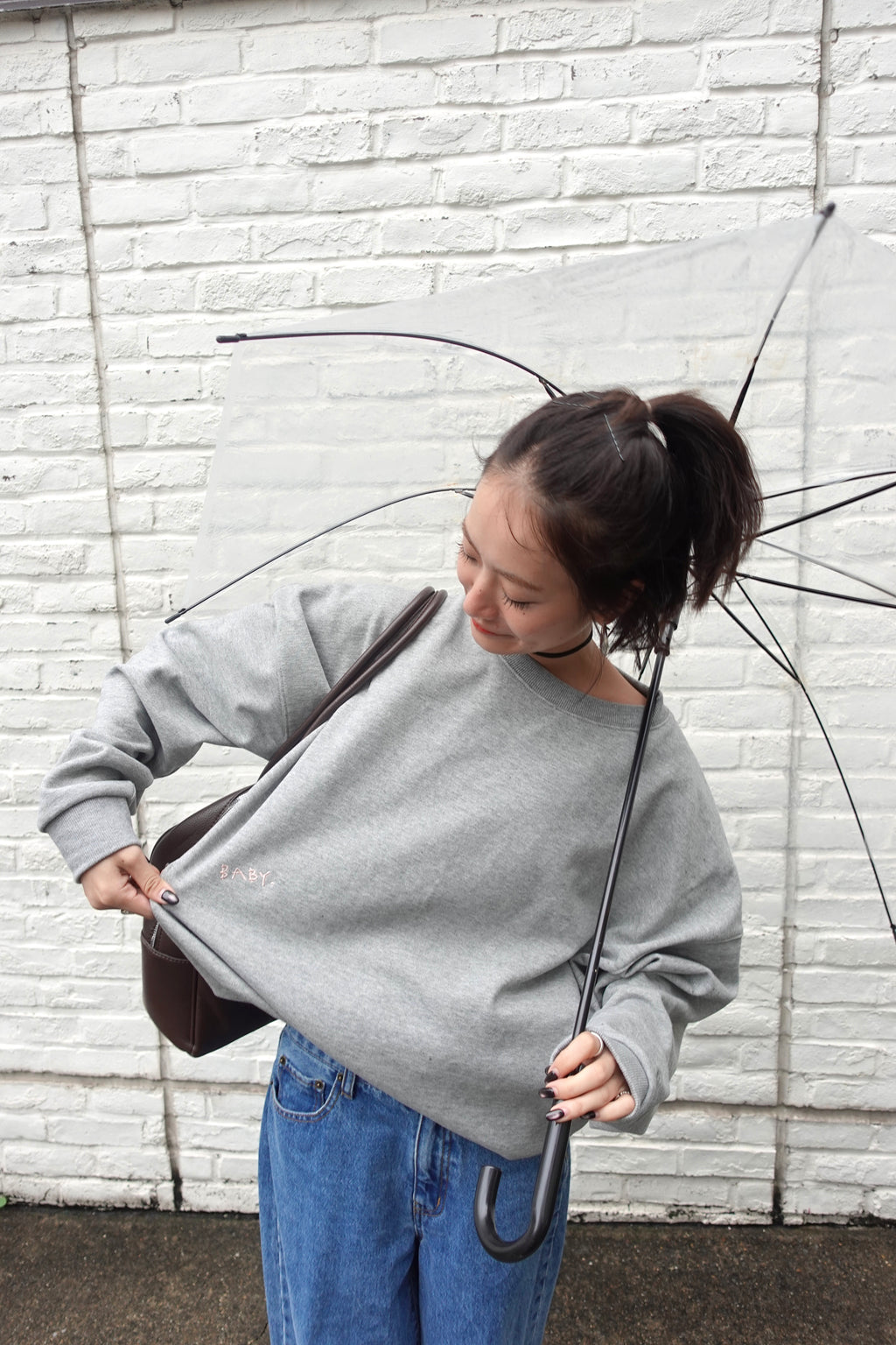 エンブロイダリールーズスウェット