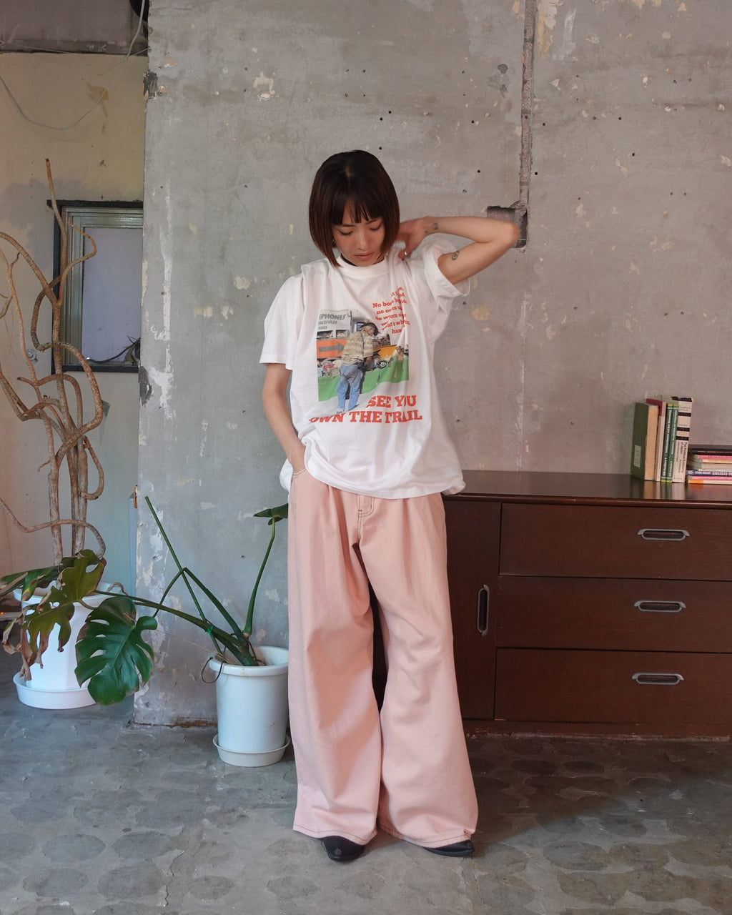 ルーズカラーロゴTee