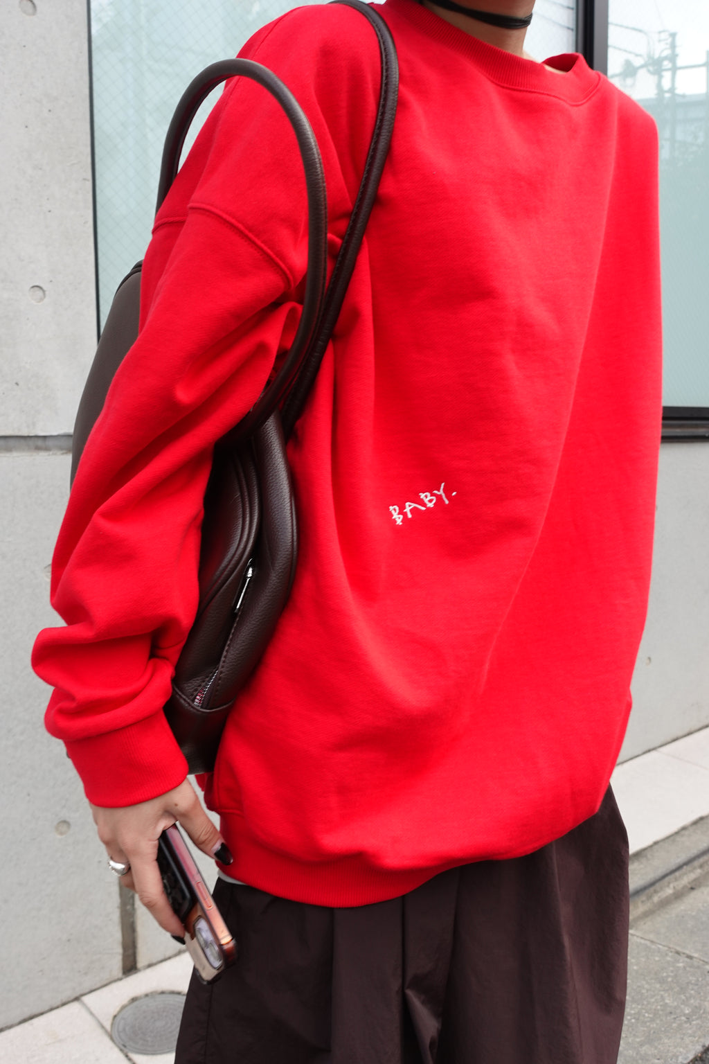 エンブロイダリールーズスウェット