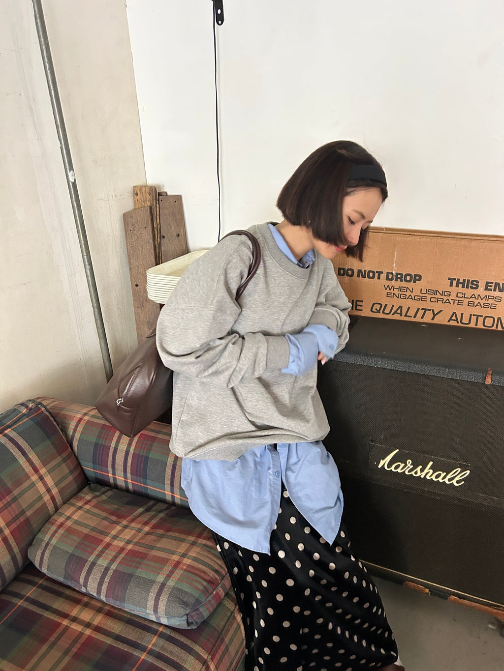 エンブロイダリールーズスウェット