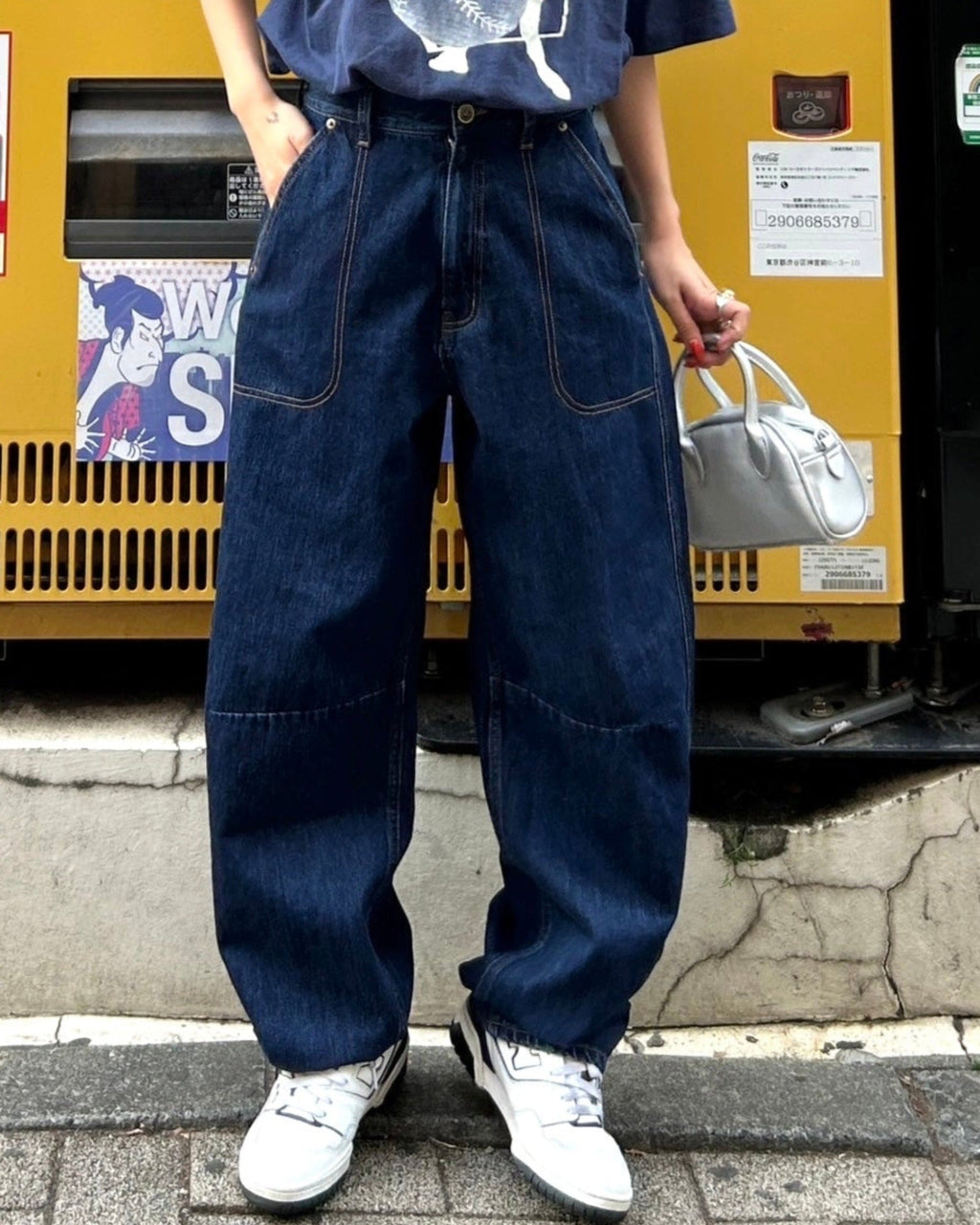 刺繍カーブデニム