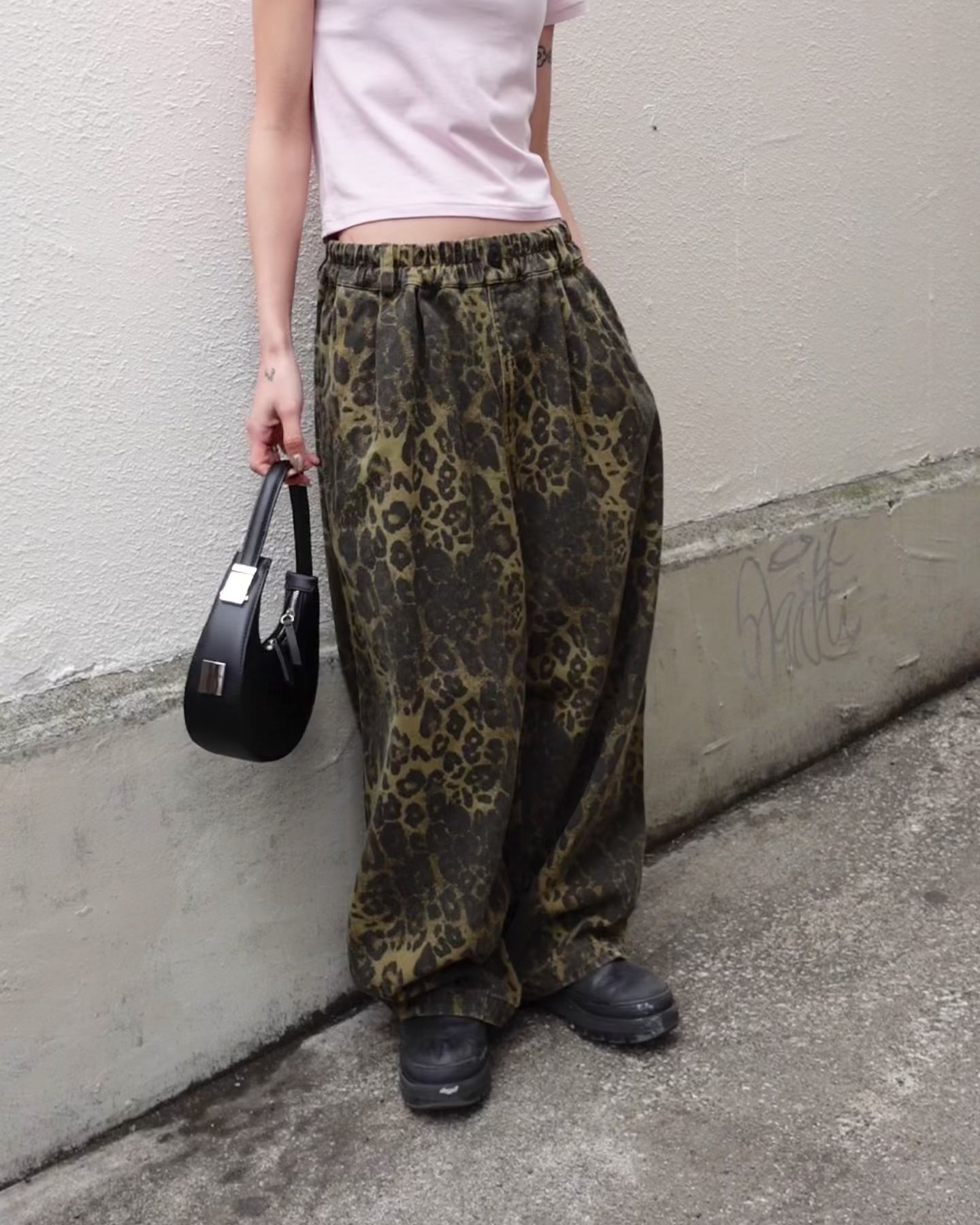 ボリュームレオパードパンツ