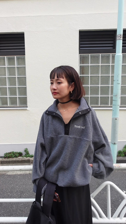 エンブロイダリーフリースTOPS – TEEN BOOP 公式通販サイト